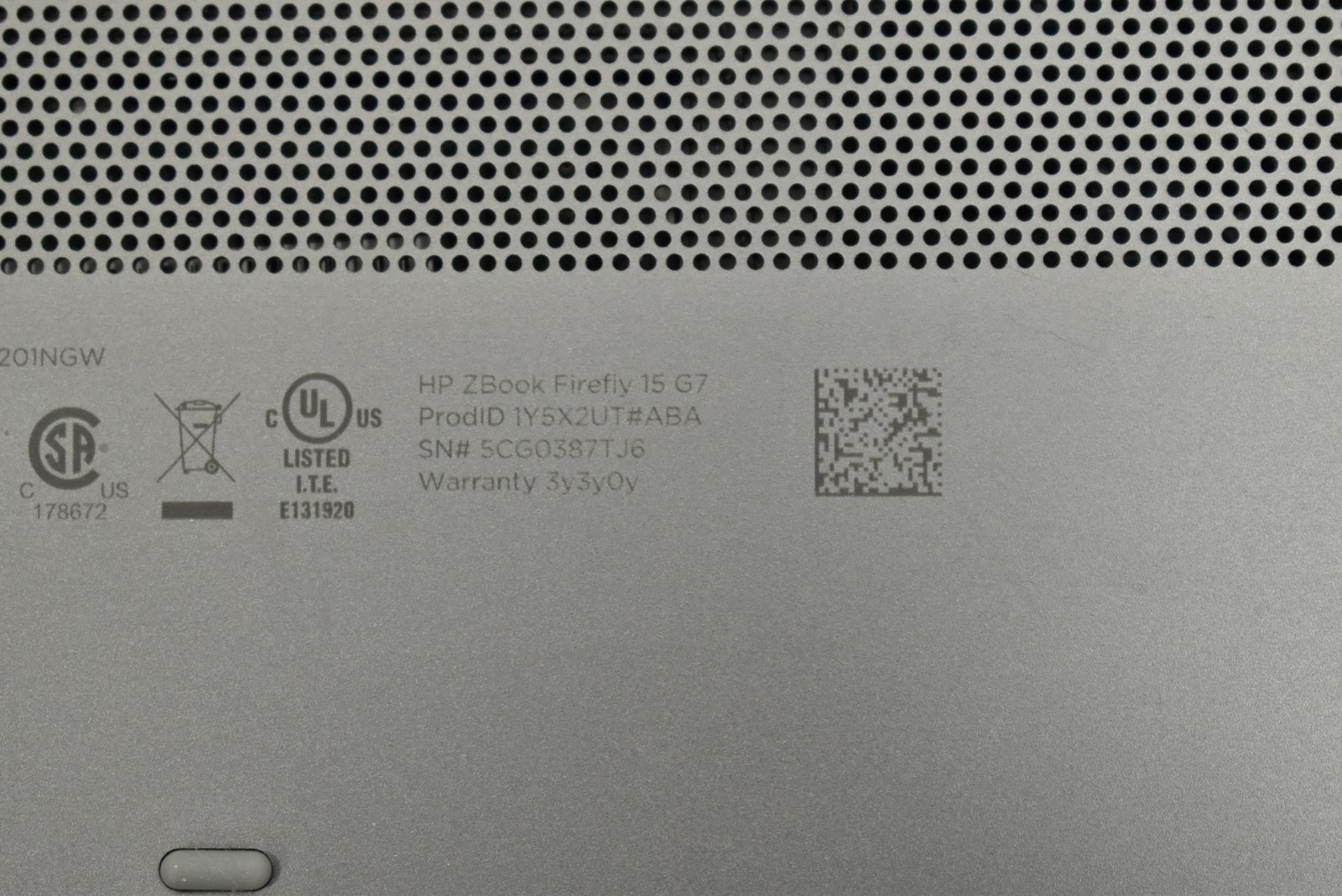 HP Z Book Firefly 15 G7 i5-10210U 1.6GHz 16GB 256GB SSD 15.6″ No OS *See Detail*
