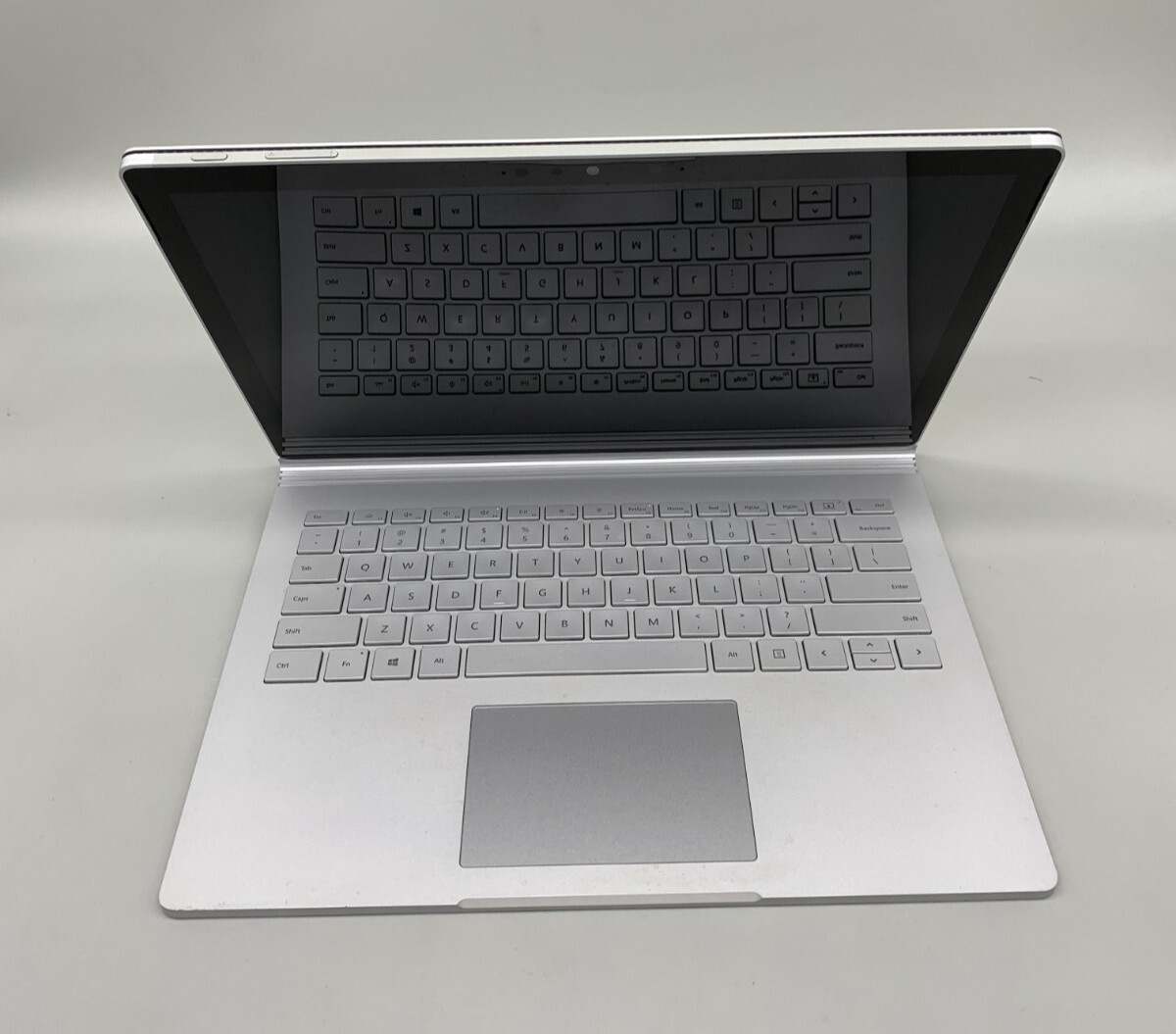 Microsoft Surface Book2 1832 i7-8650U 1.9GHZ 8GB DDR3 256GB SSD Silver FAIR/DENT