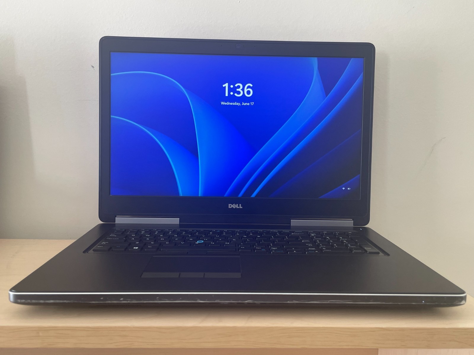 DELL PRECISION 7720 | XEON E3-1505M V6 3.0GHZ | 512GB | 16GB | WIN 11