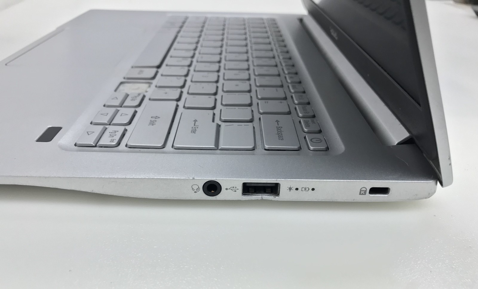 ACER SWIFT SF314-42 AMD RYZEN 7 4700U@2GHz 8GB RAM NO OS/SSD *FOR PARTS/REPAIRS