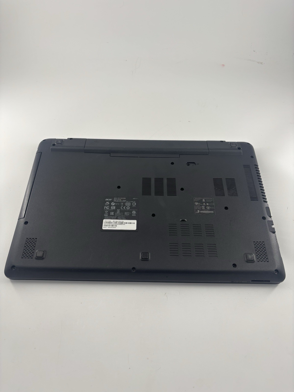 Acer Aspire E15 ES-511-P0GC 15.6” 2.58GHZ 4GB RAM 1000 GB HDD Laptop Parts Only
