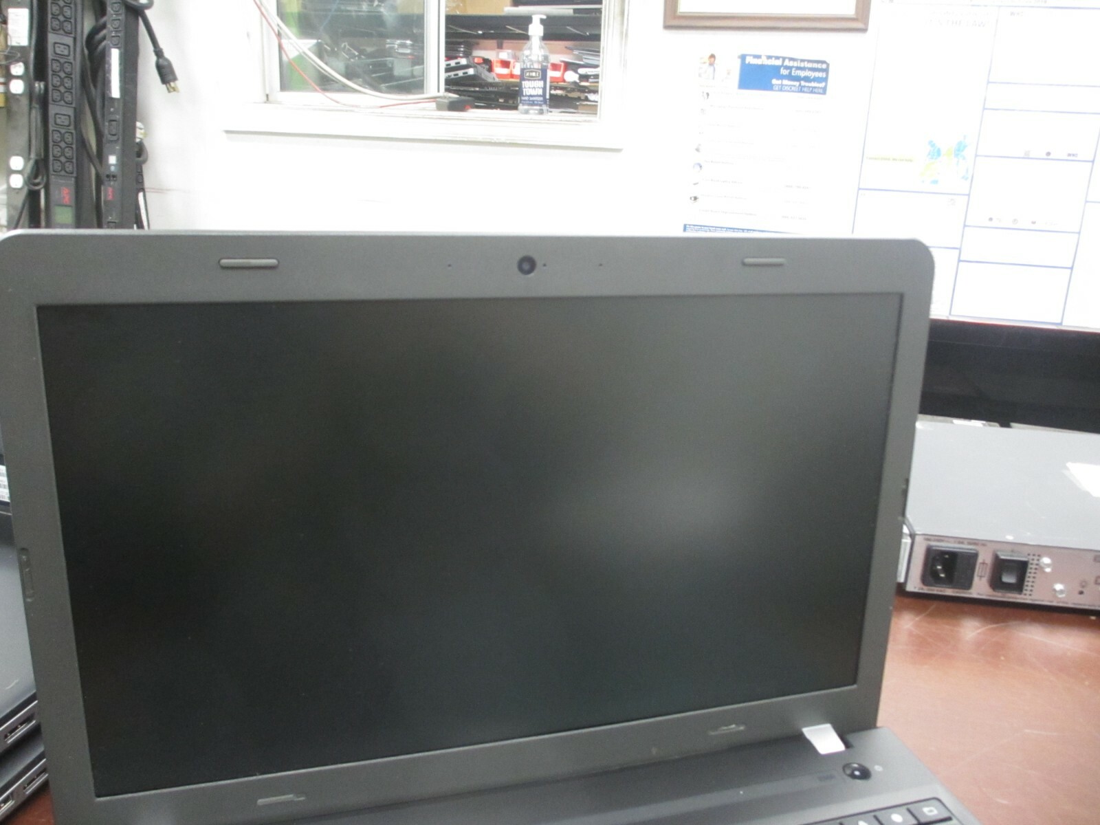Lenovo ThinkPad E560 15.6″ i5-6200U 2.3GHz 8GB/320GB Laptop [NO AC/OS]computrace