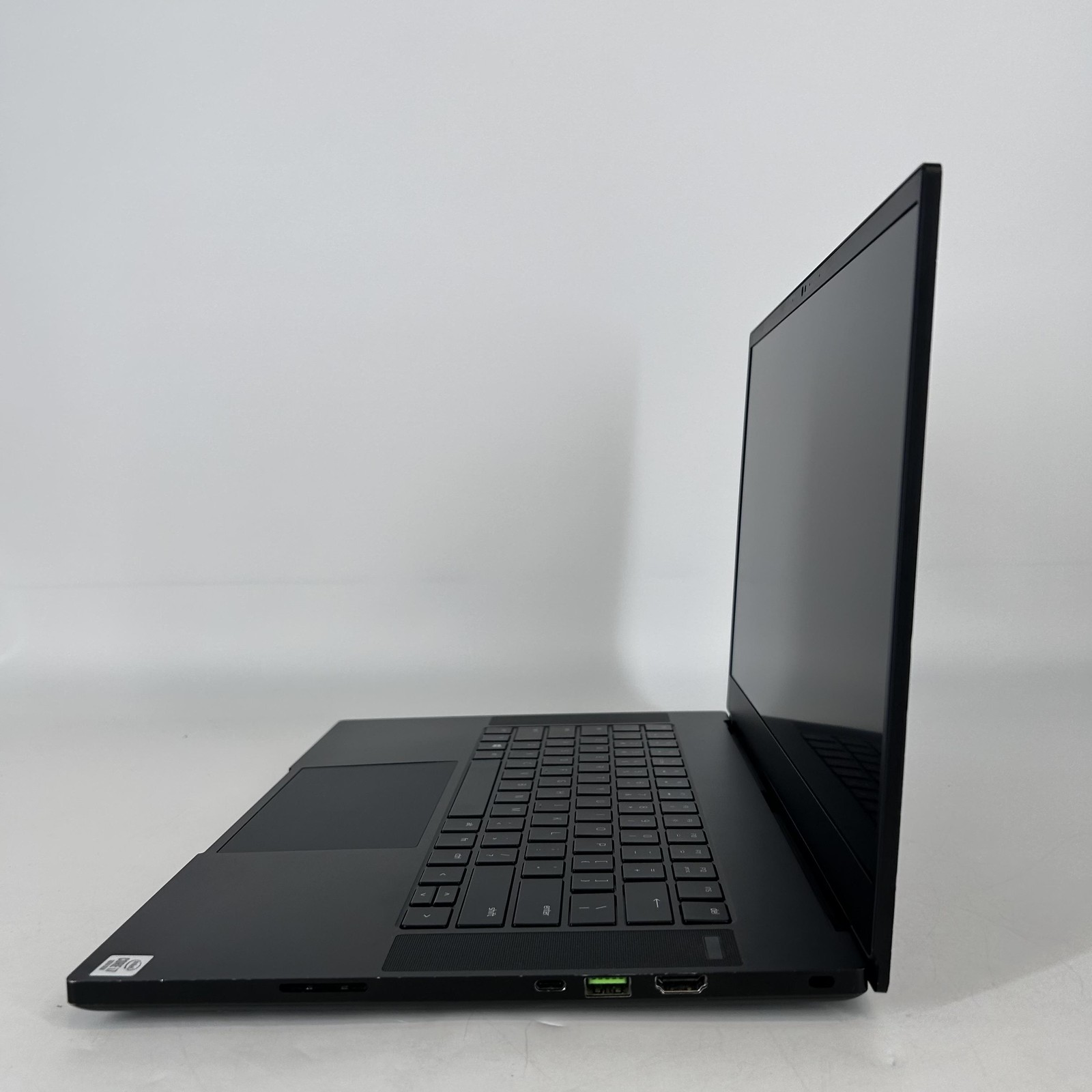 Razer Blade 15 Advanced 300Hz FHD i7-10875H 2.3GHz 16GB 1TB RTX 2080 Super Max-Q
