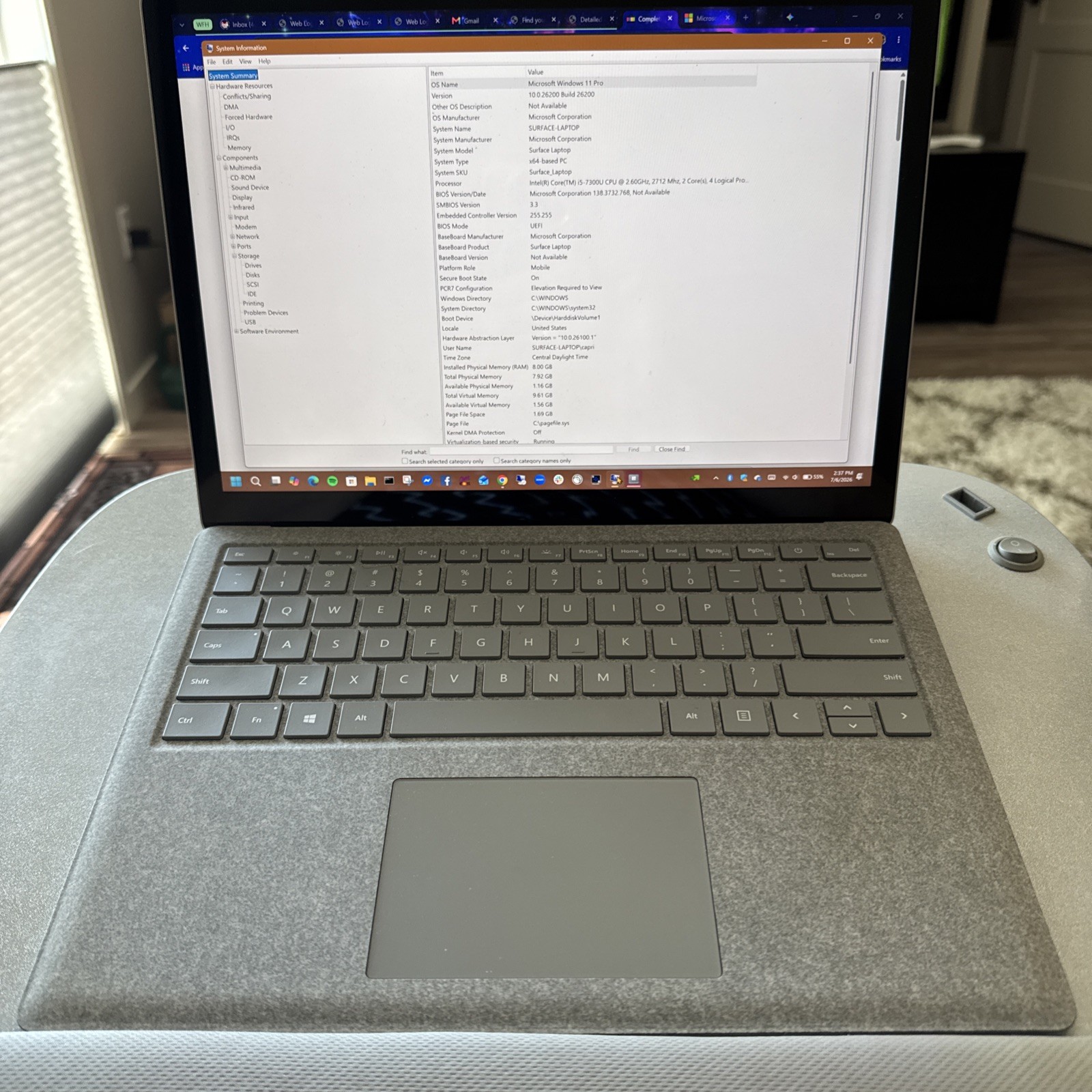 Microsoft Surface Laptop 13.5” (256 GB, Intel Core i5 7th Gen., 8 GB) – Win 11