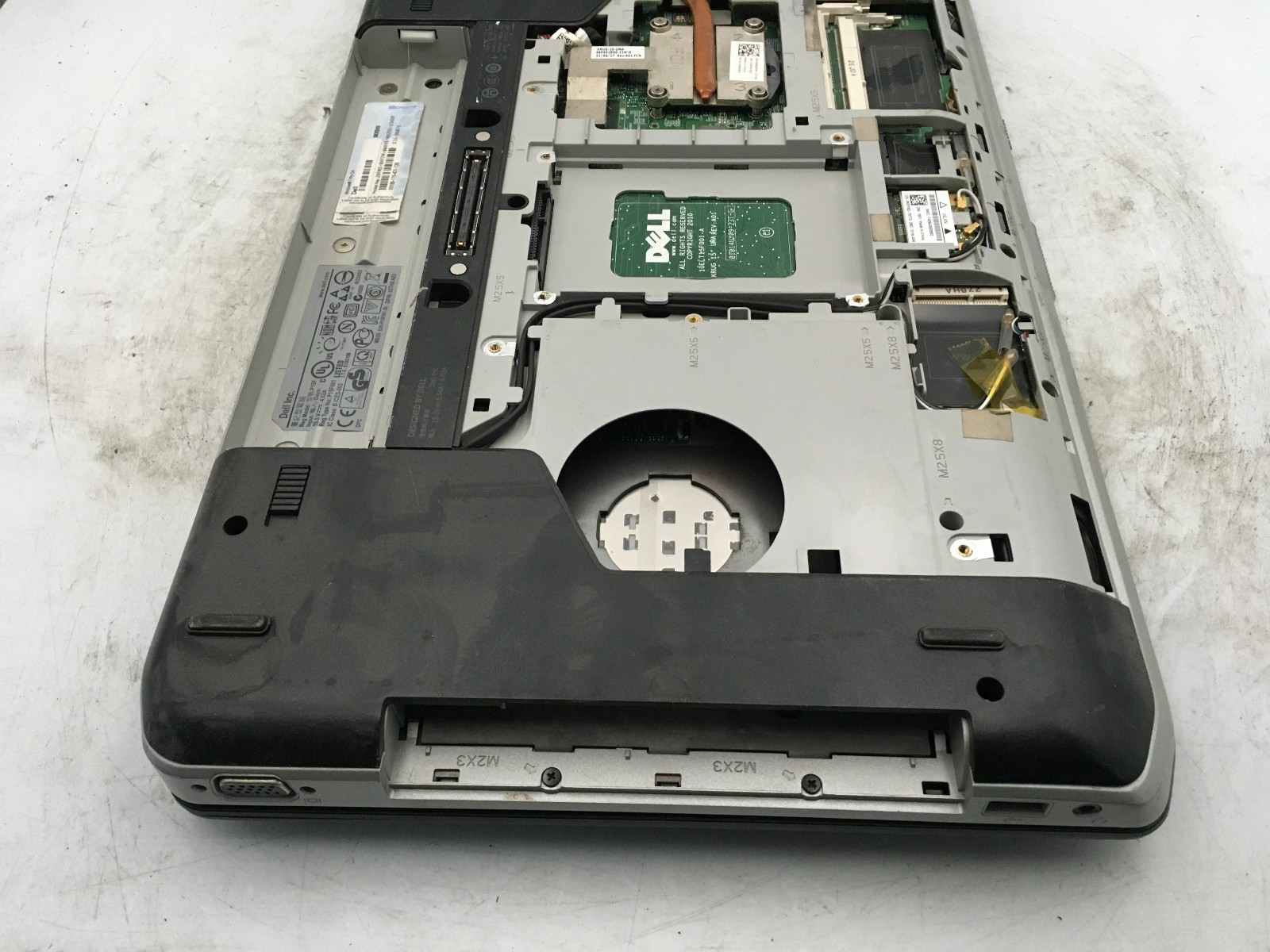 DELL LATITUDE E5520 – BOOTS TO BIOS – INTEL I5 2540M – NO RAM – NO OS -READ- BB