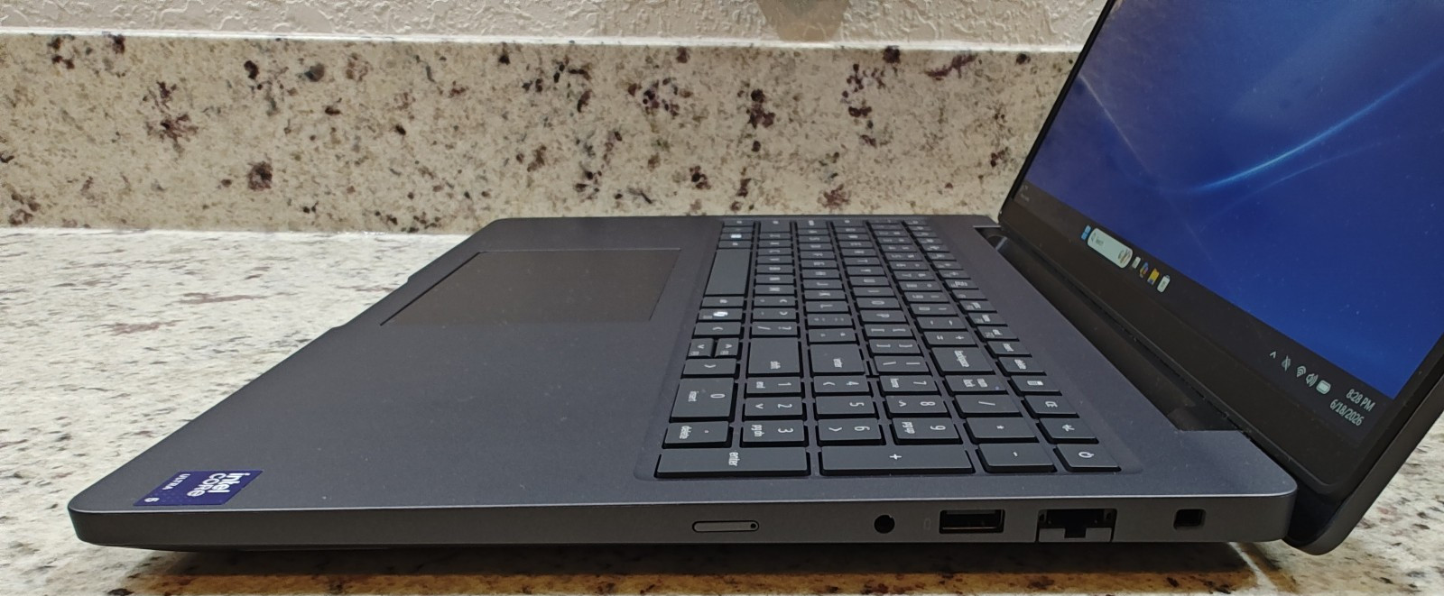 Dell Pro Max 16 MC16250 (Touch) — Ultra 5 235H / 32GB RAM / 512GB SSD