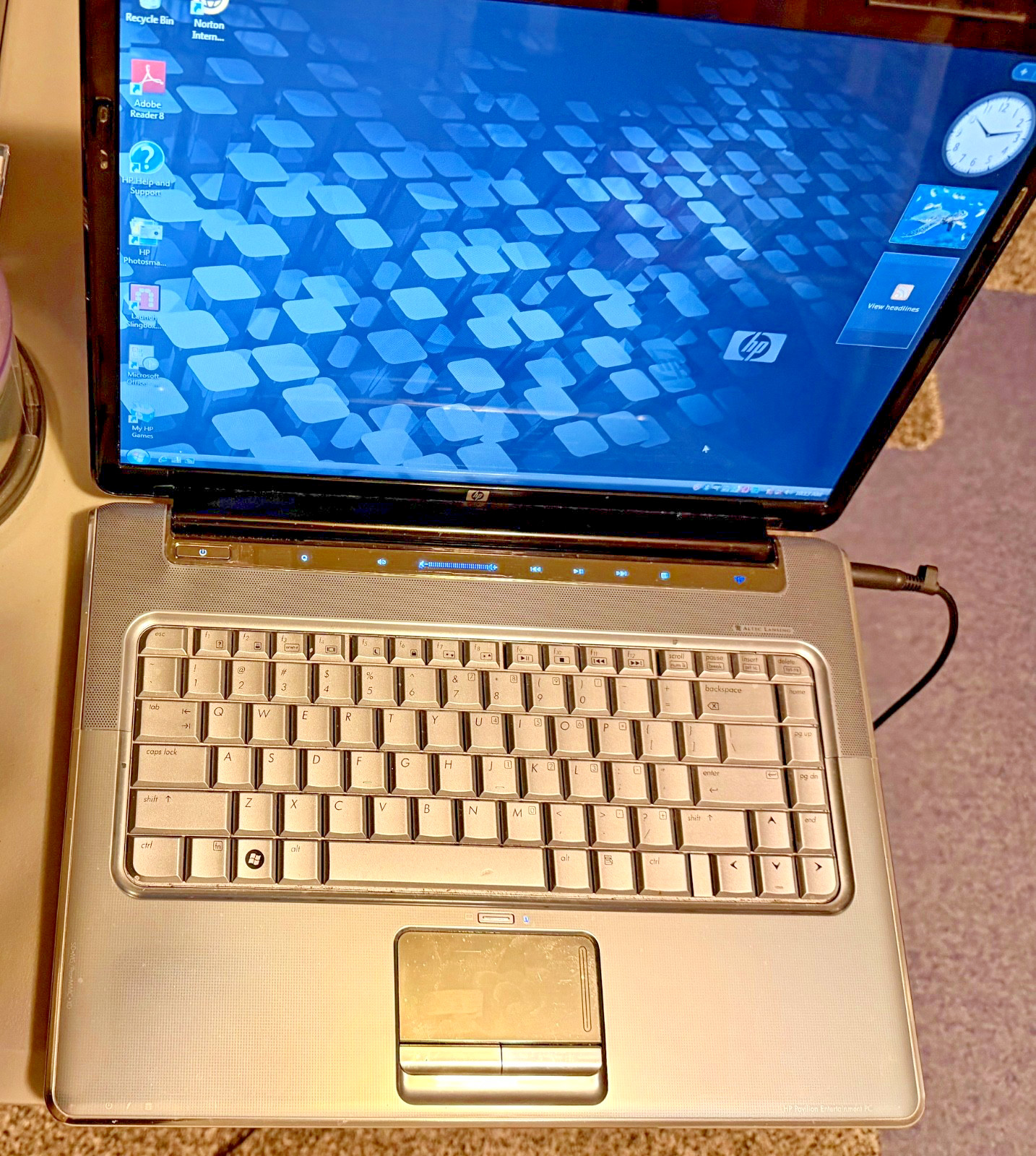HP Pavilion dv51000US Laptop w LightScribe DVD burner- NO Hard Drive NO Battery