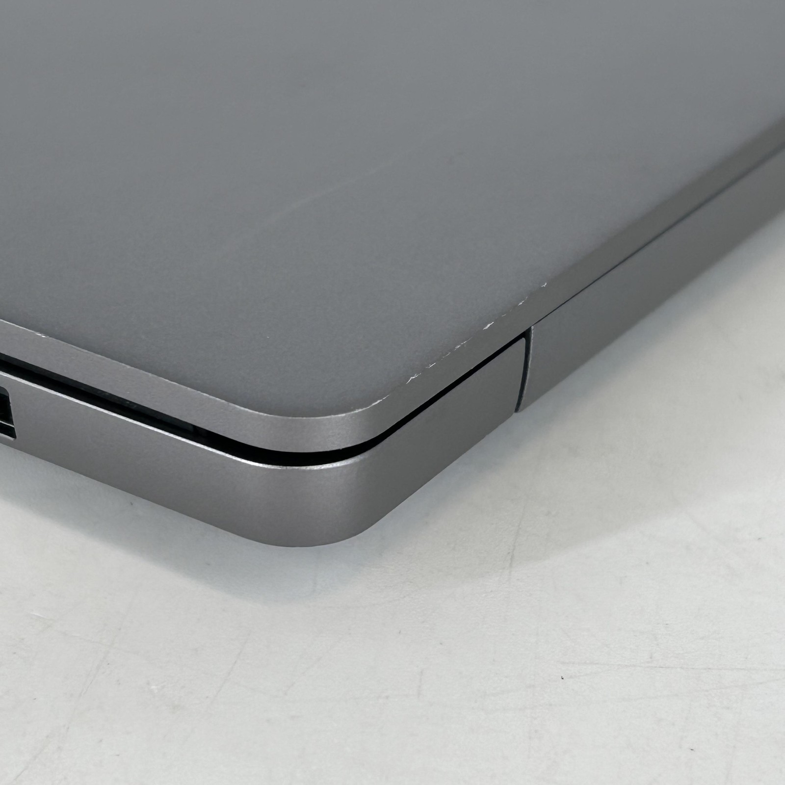 Lenovo IdeaPad Pro 5i 16 2K TOUCH 1.4 GHz Ultra 7 155H 16GB 1TB SSD RTX 3050