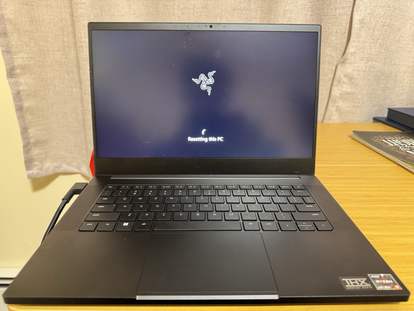 Razer Blade 14 14in Gaming Laptop Ryzen 9 6900HX 16GB Win11 Home Black