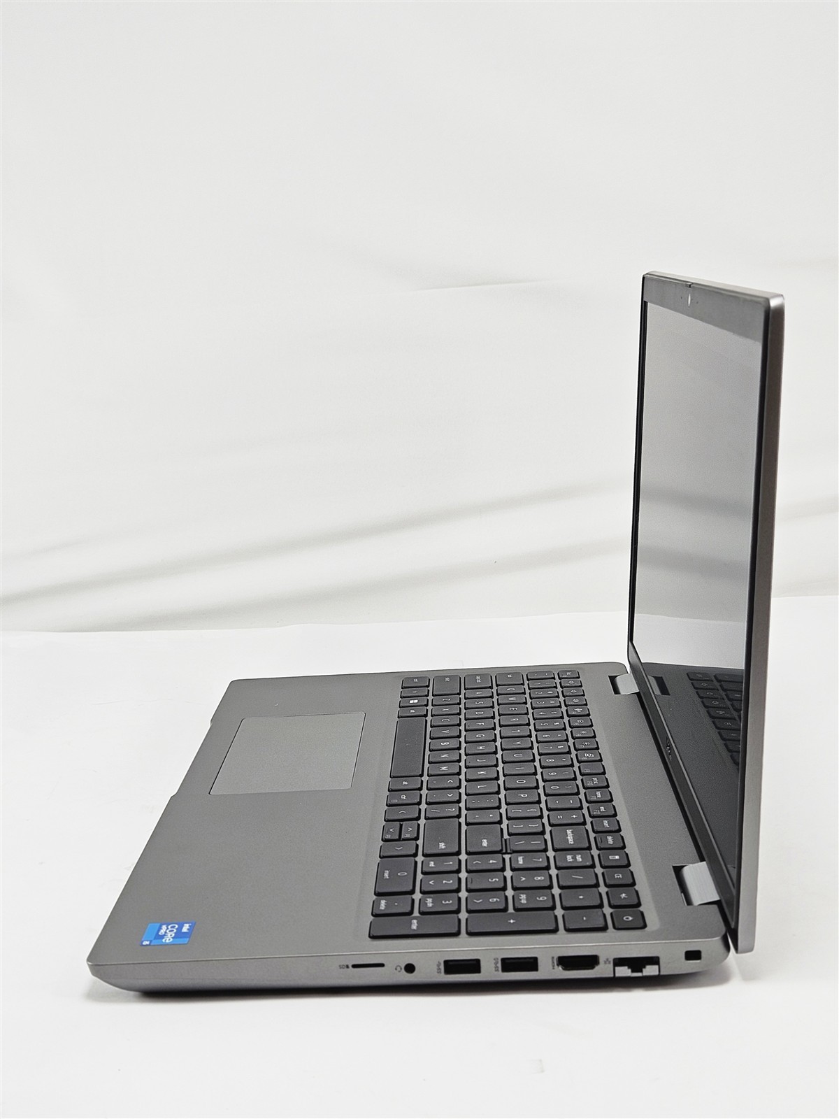 Dell Latitude 5521 Intel Core i5-11500H 8GB 256GB SSD 15.6″ Intel UHD Graphics