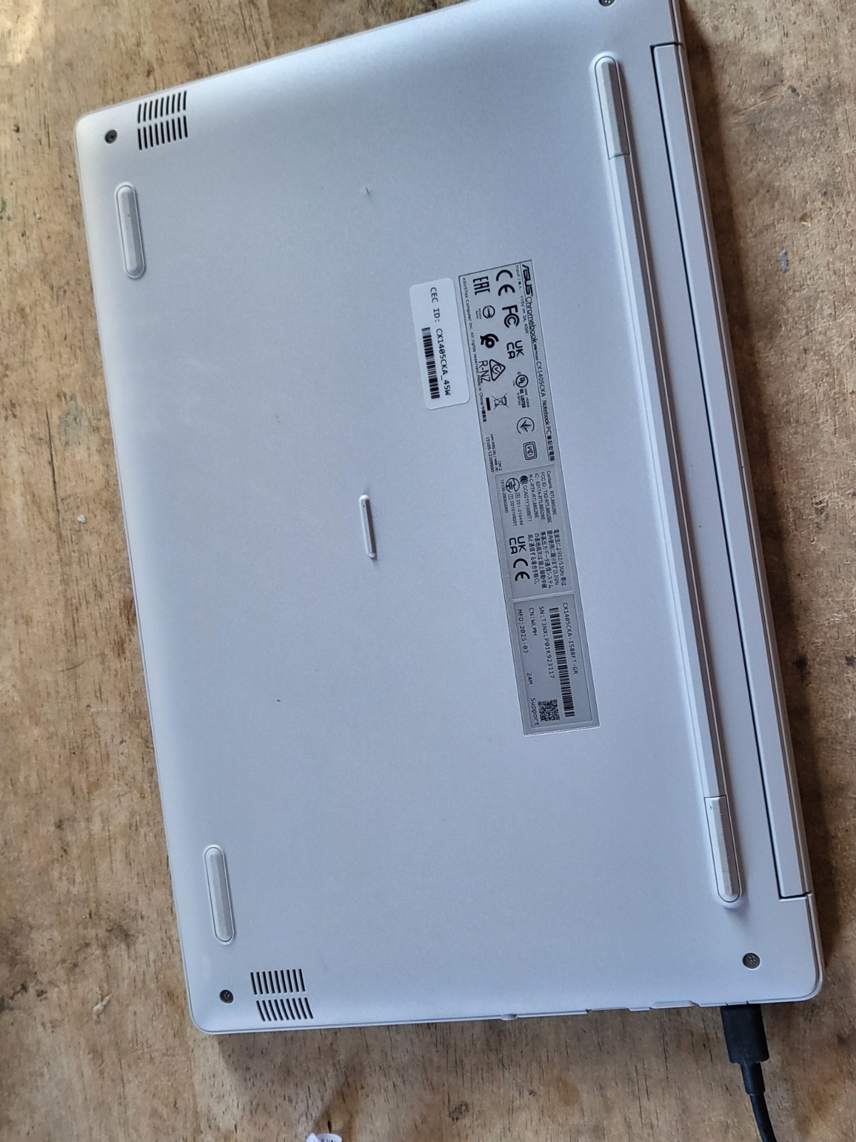 ASUS Chromebook CX14 14″ FHD Touch Intel Celeron N4500 8GB 128GB eMMC ChromeOS A