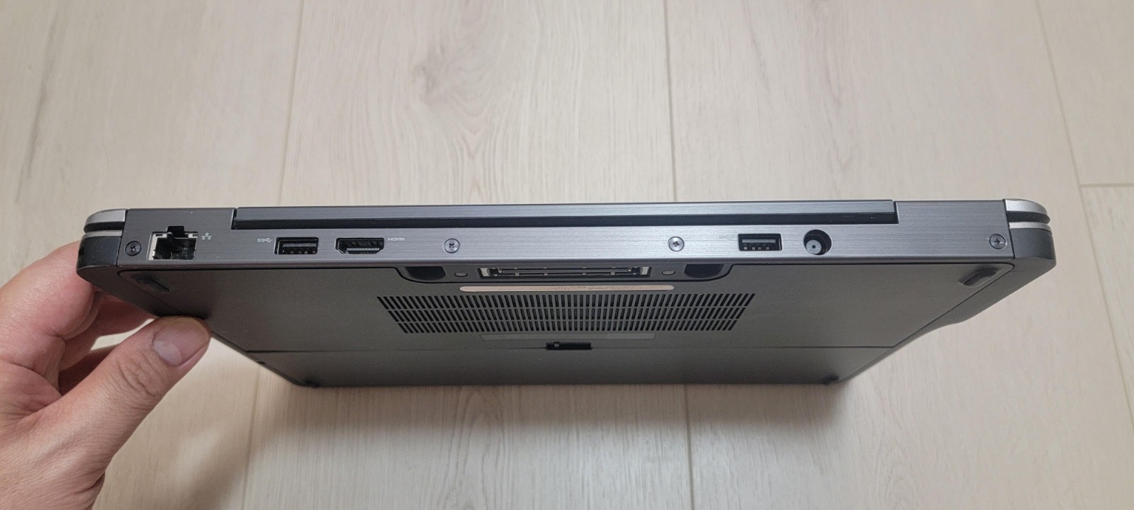 Dell Latitude E7240 12.5″ Slim Laptop Intel i7-4600U 256GB SSD 8GB RAM Win 10