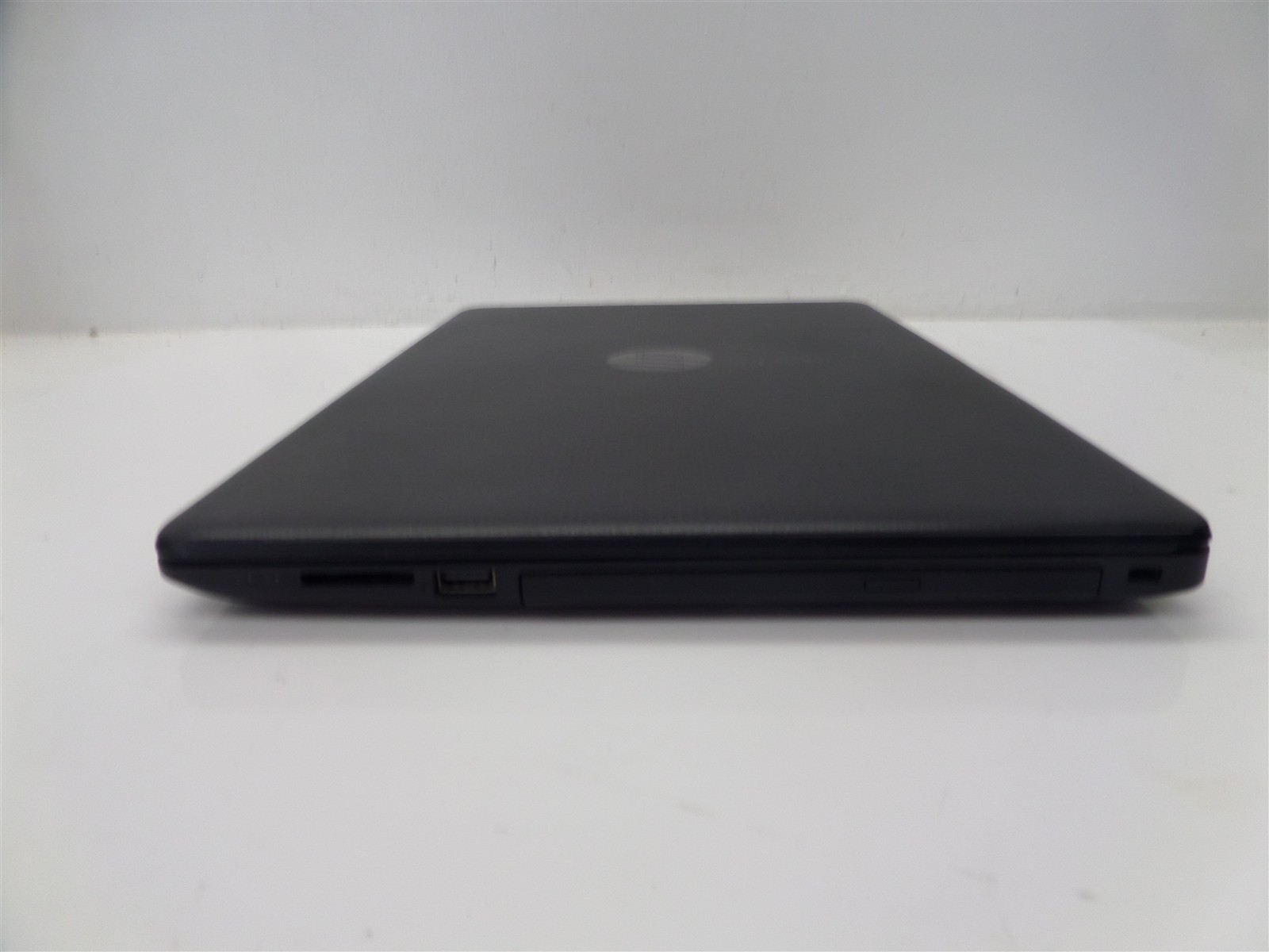HP 15-db0011dx 15.6″ Laptop w/ AMD A6-9225 2.6GHz CPU 4GB RAM – No HDD/OS