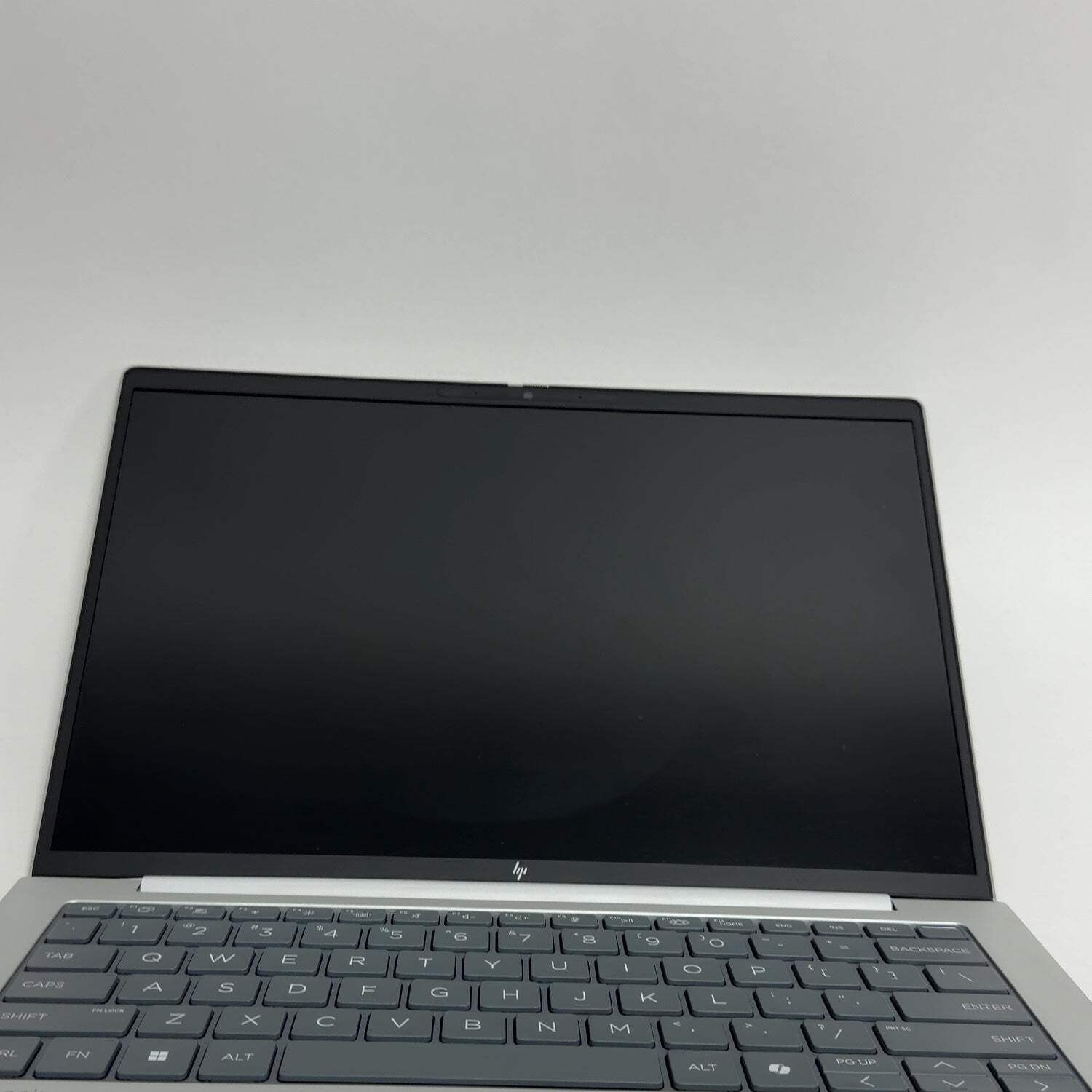 Broken HP EliteBook 8 G1I 14 14″ Core Ultra 7 255U 2.0GHz 16GB RAM 512GB SSD LCD