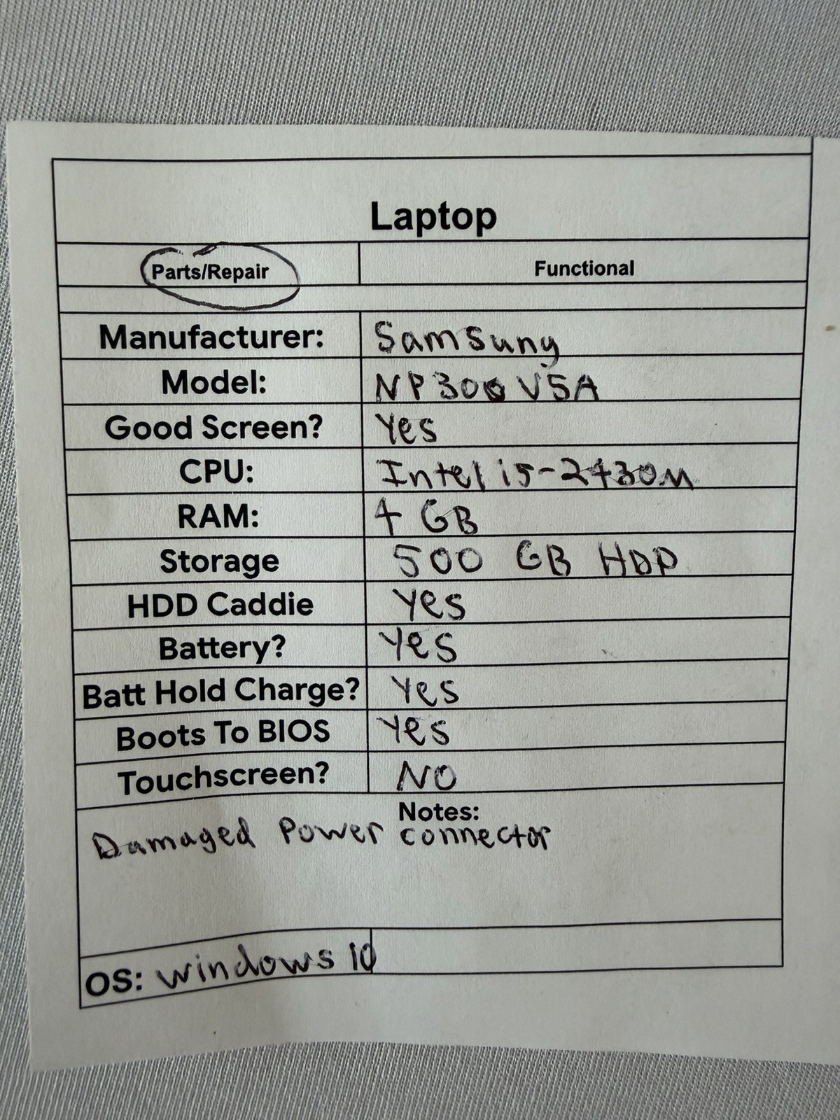 Samsung NP300 V5A Laptop – Good Screen – Intel i5-2430M – RAM 4 GB – Read Des