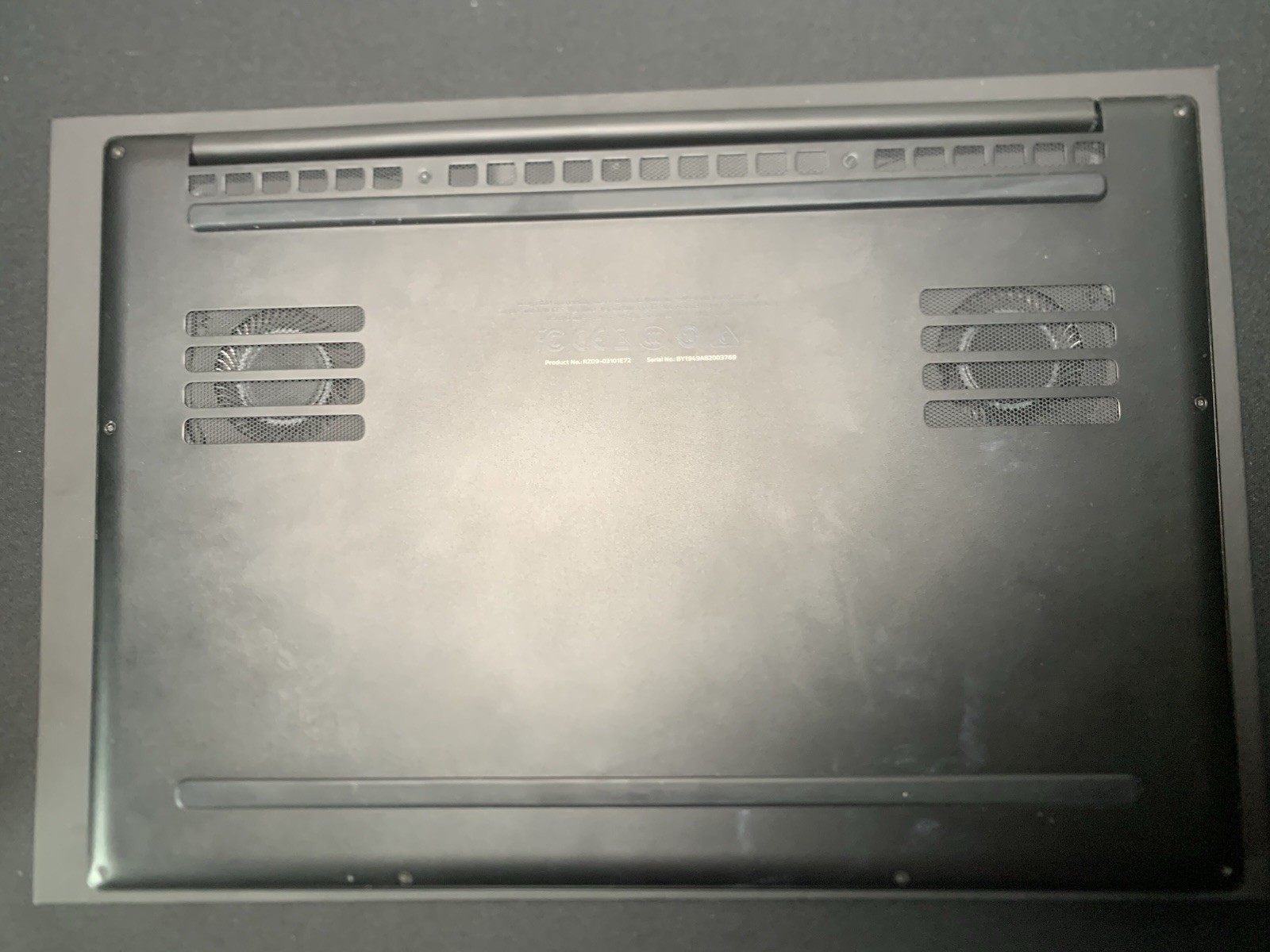 Razer Blade Stealth 13 Late 2019 (no screen, works as desktop, read desc)