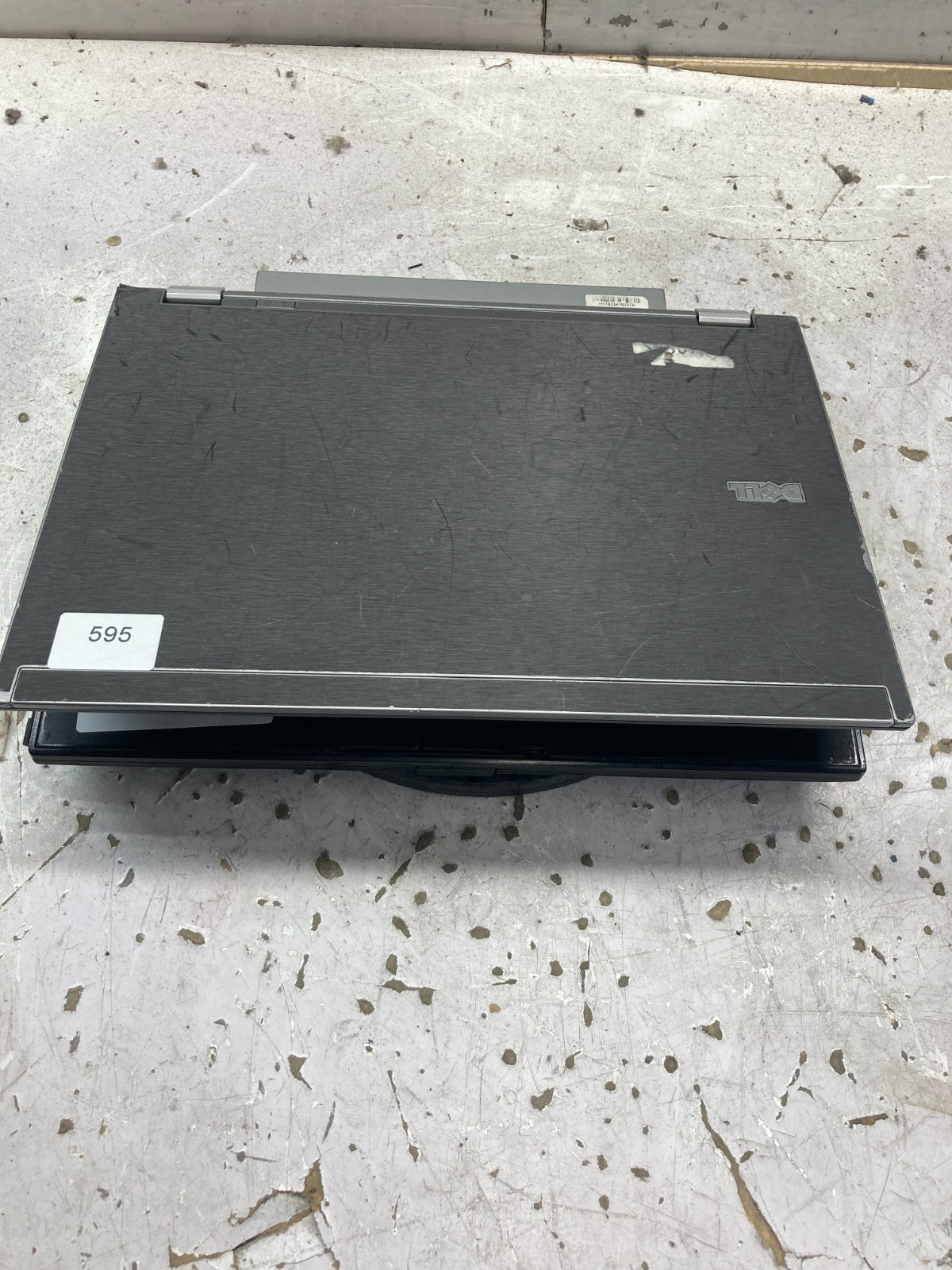 Dell Latitude E6410 Intel Core i5 M560 2.67GHz 4GB NO HDD