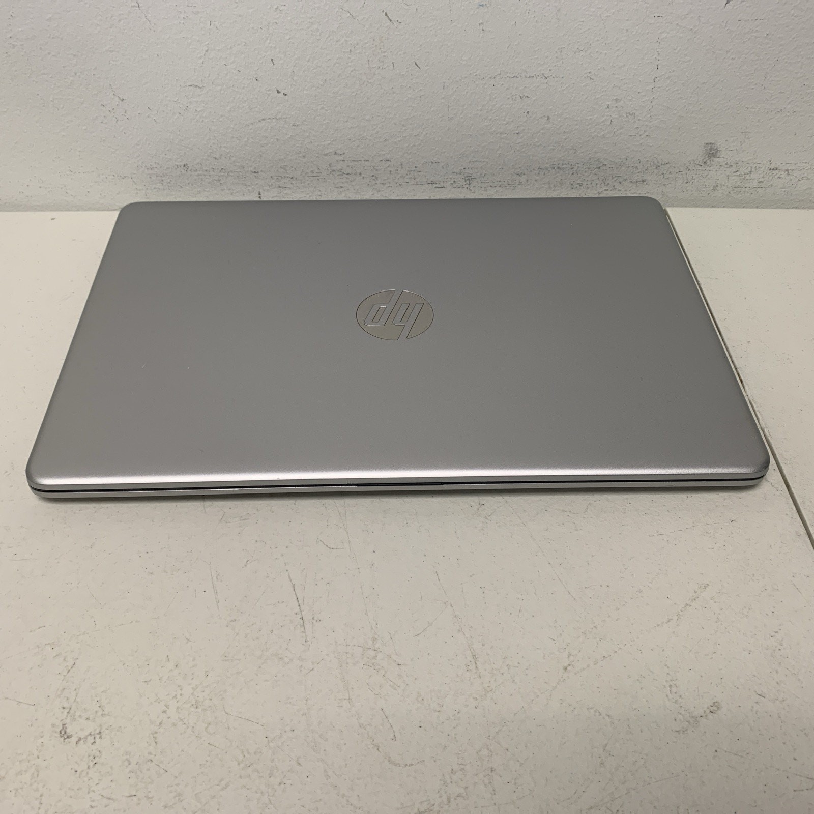 HP Laptop 15-ef1xxx 15 / 12GB Ram 256GB SSD Wind 11 Home