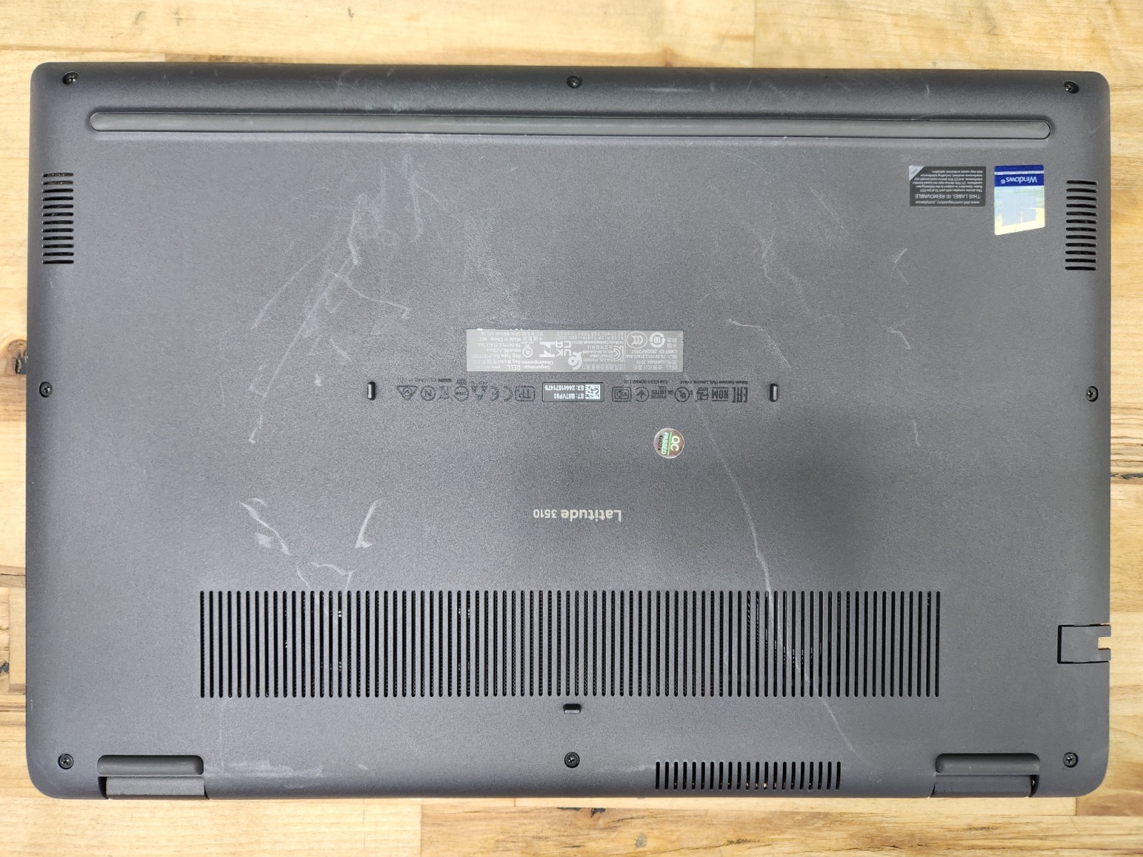 Dell Latitude 3510 15.6″ i5-10210U 16GB RAM 512GB SSD Windows 11 Pro ~