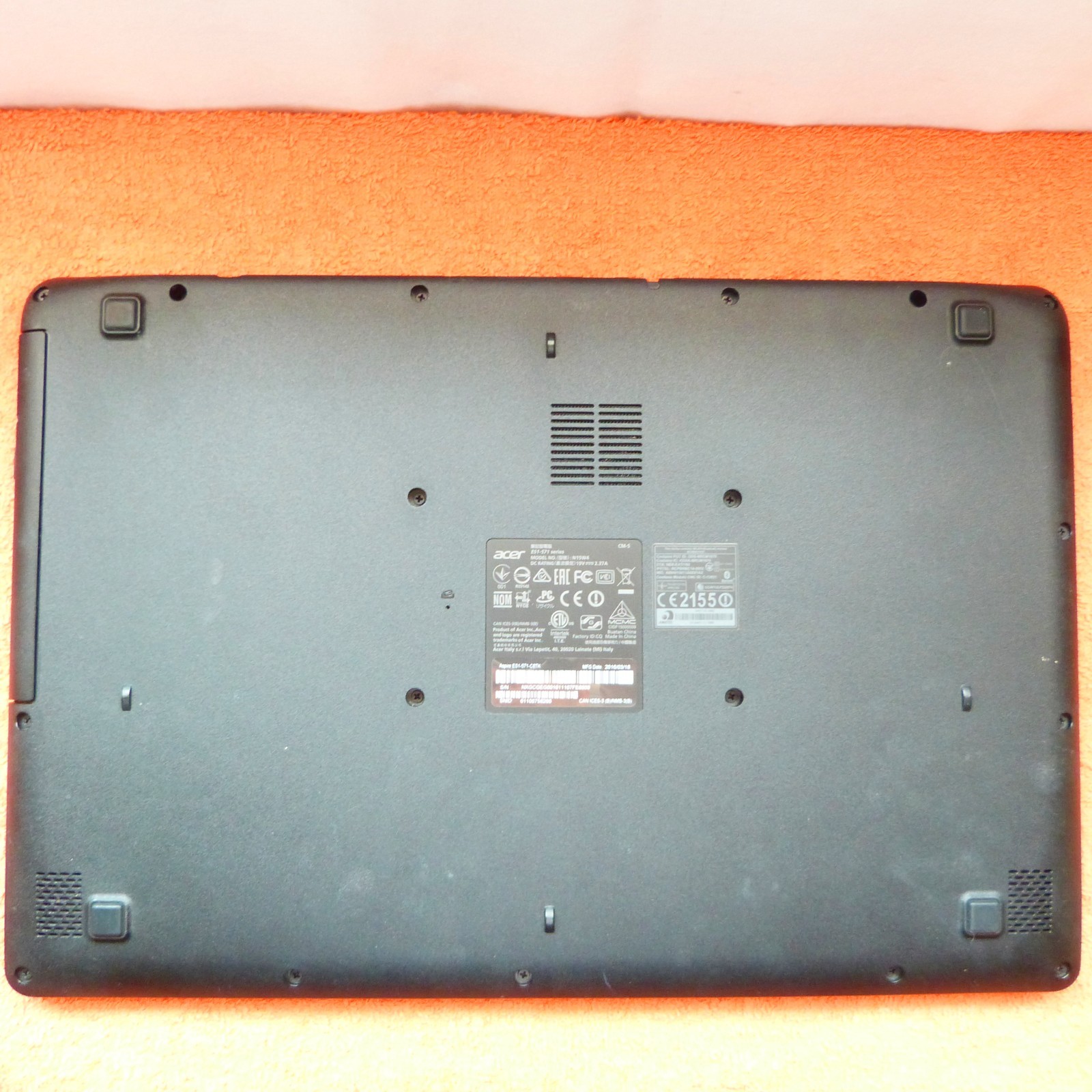 Acer ES1 571 UltraBook 15″ RED DESIGN l 1TB Windows 11 l HDMI USB3 DVDRW
