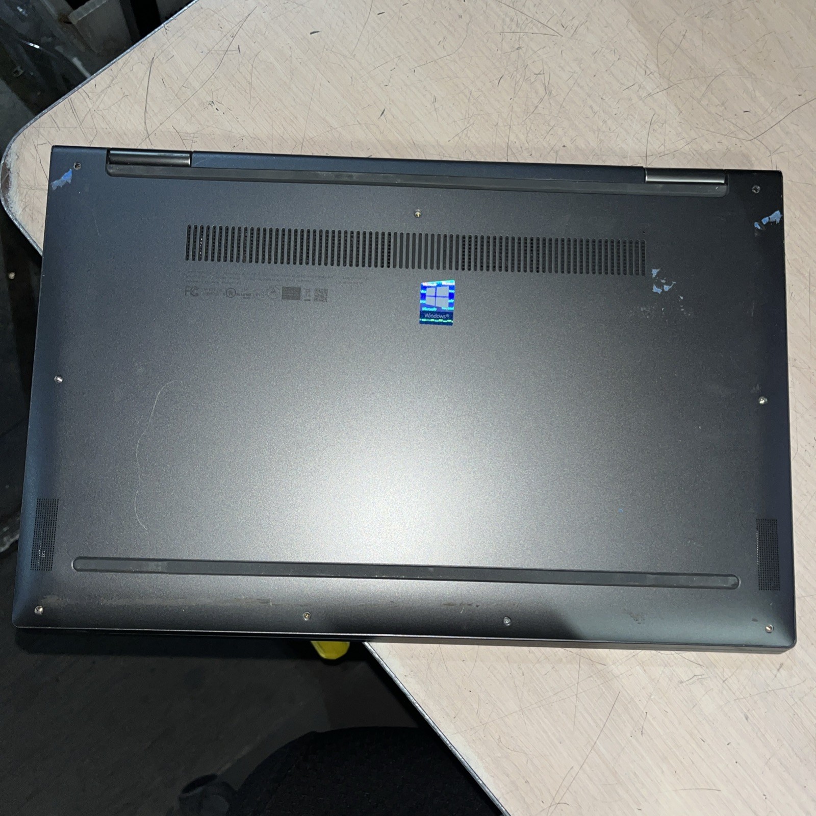 LENOVO YOGA C740 INTEL CORE I5 10TH GEN 8GB RAM NO HD