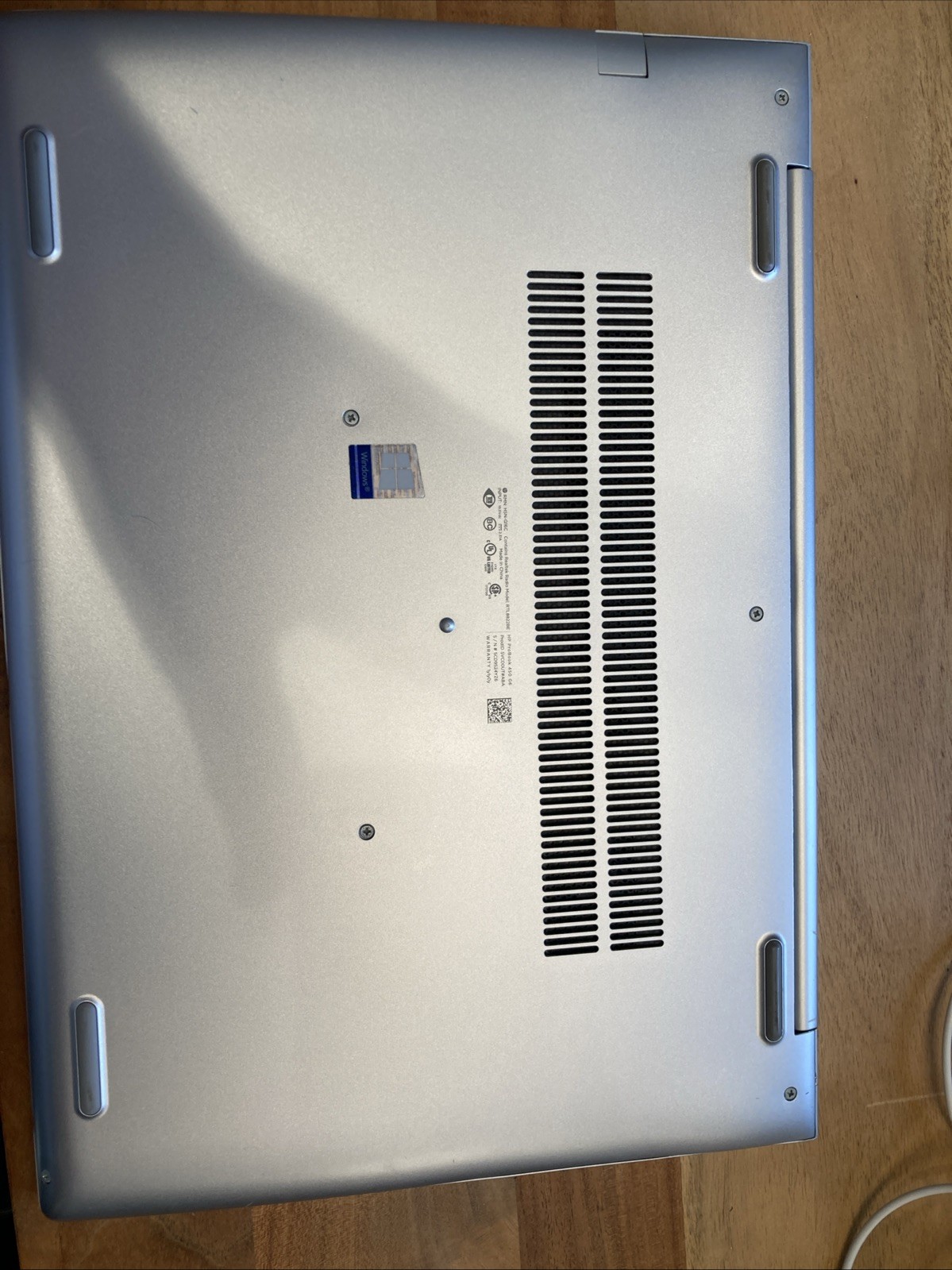 HP ProBook 450 G6 15.6″ i5-8265U 1.60 GHz 8 GB RAM No SSD No OS No AC