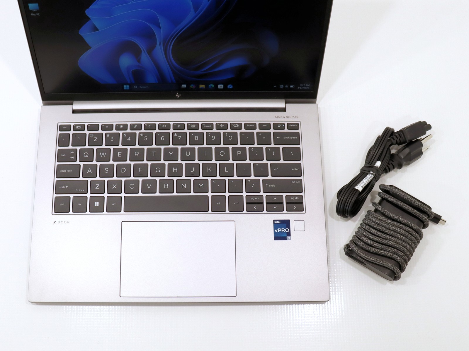 HP ZBook Firefly G9 Mobile 14.0″ FHD+ Intel i7-1265U 16GB RAM 512GB NVMe W11P