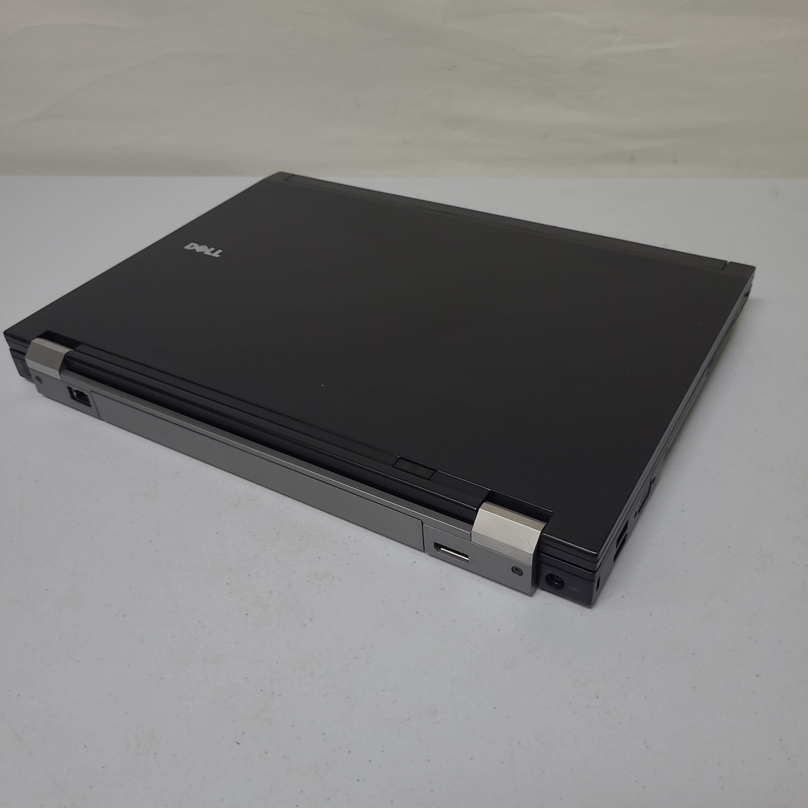 Dell Latitude E6500 Laptop P8400 2.26GHz 160GB HDD NO OS AS IS READ 15.3″ Wi-Fi