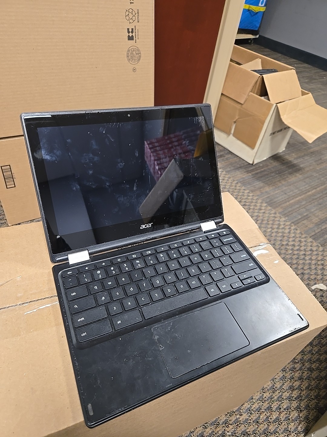 “Acer C738T N15Q8 11.6” Touchscreen Convertible – Used