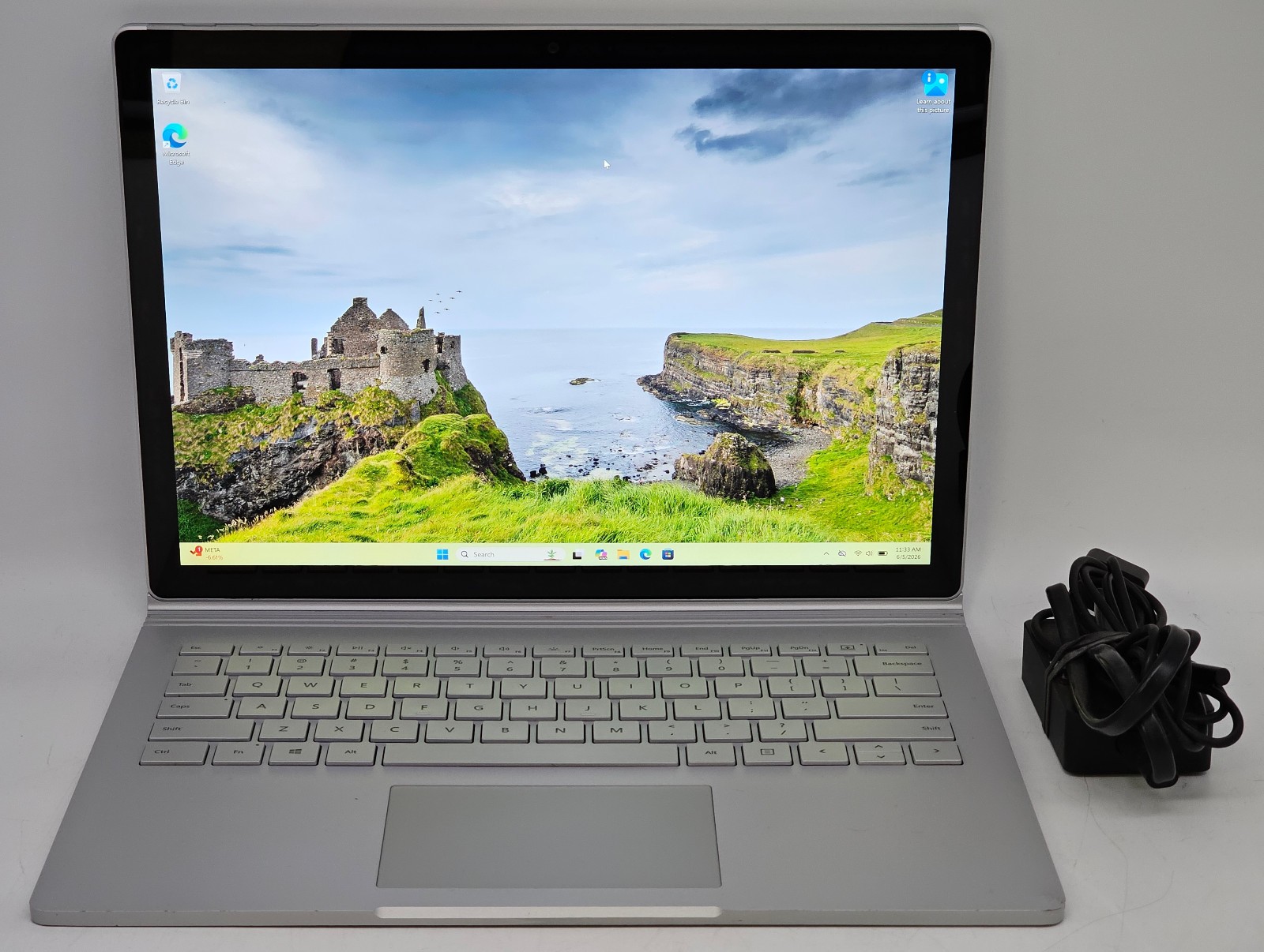 Microsoft Surface Book 2 – 13.5″ Laptop – i5-7300U 8GB RAM 256GB SSD – Win 11