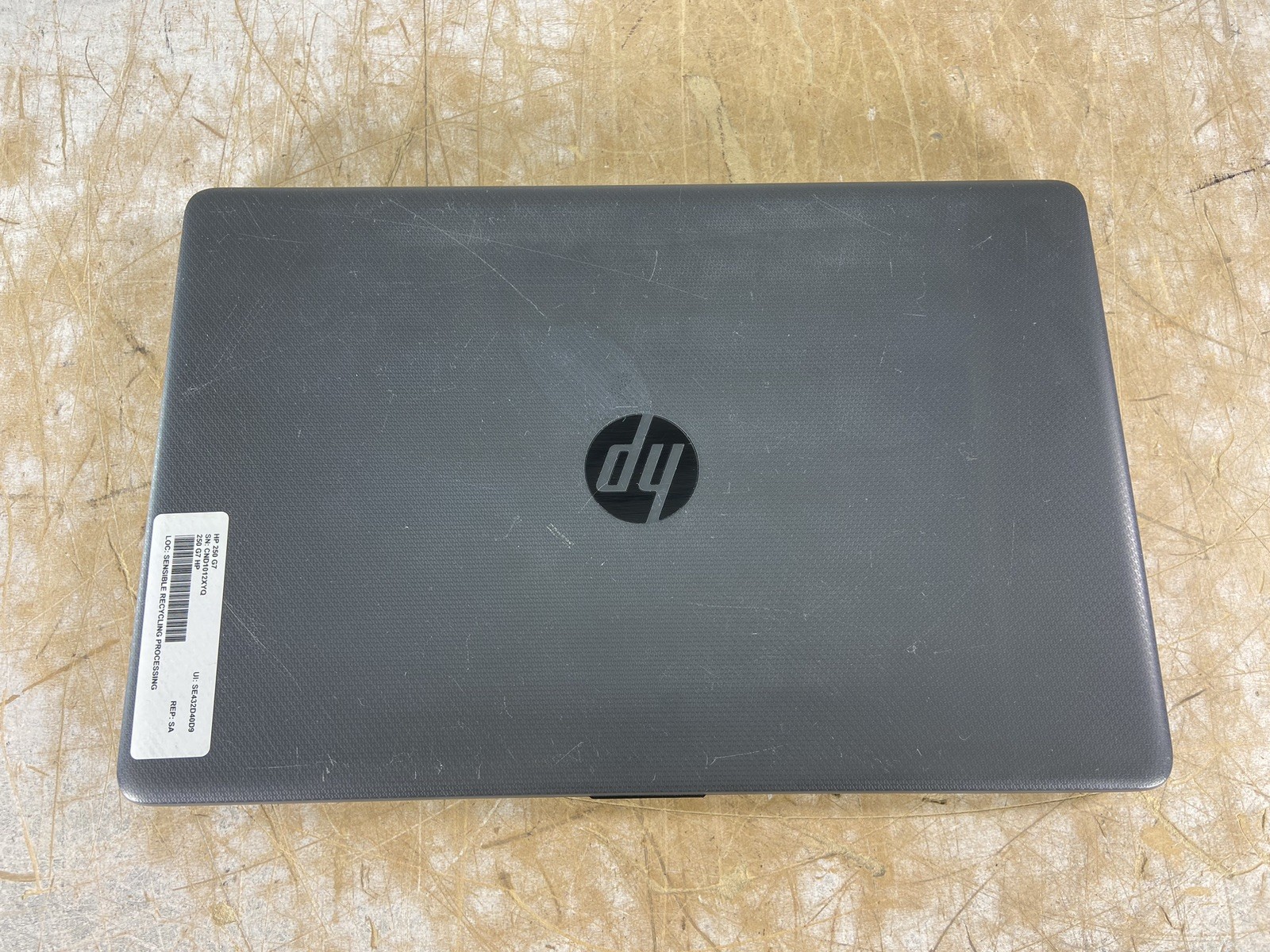 HP 250 G7 i5-1035G1 @ 1.00GHz, 16GB RAM, NO HDD/OS