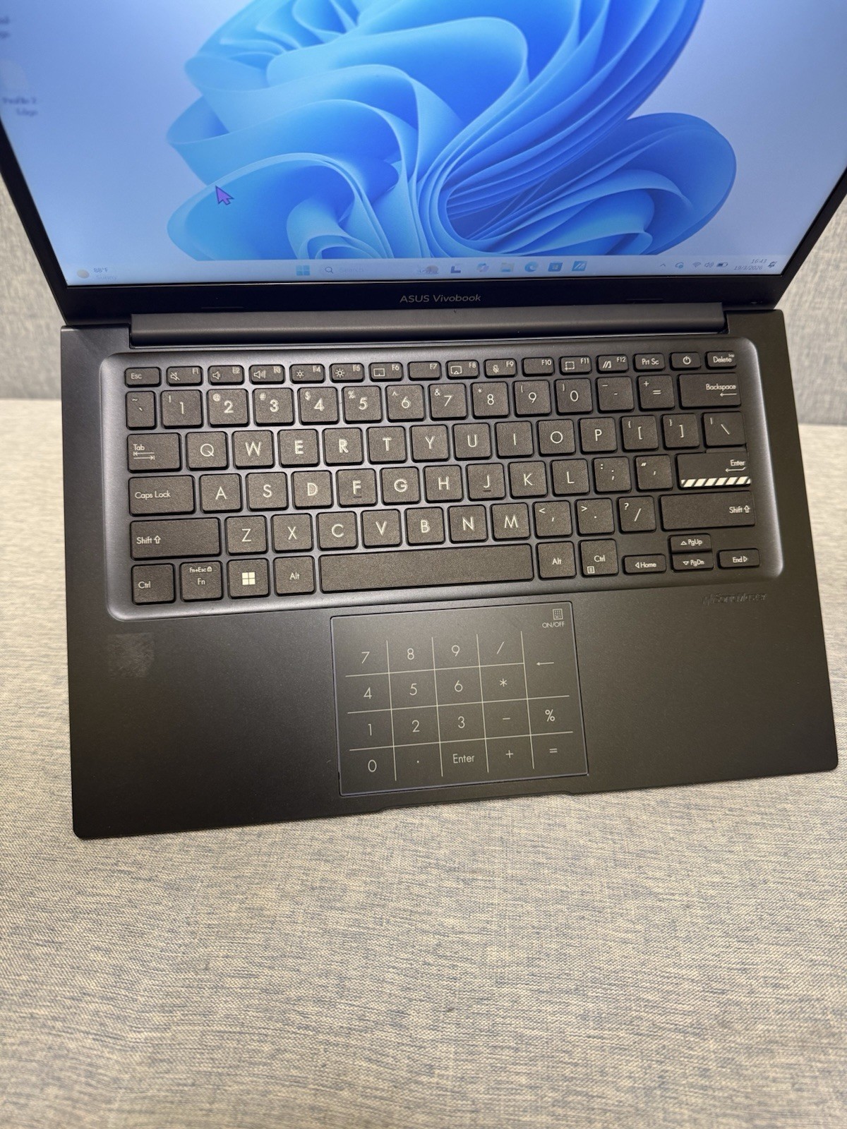 ASUS VivoBook 14 – Intel Core i7-1355U 12GB 512GB SSD Win 11