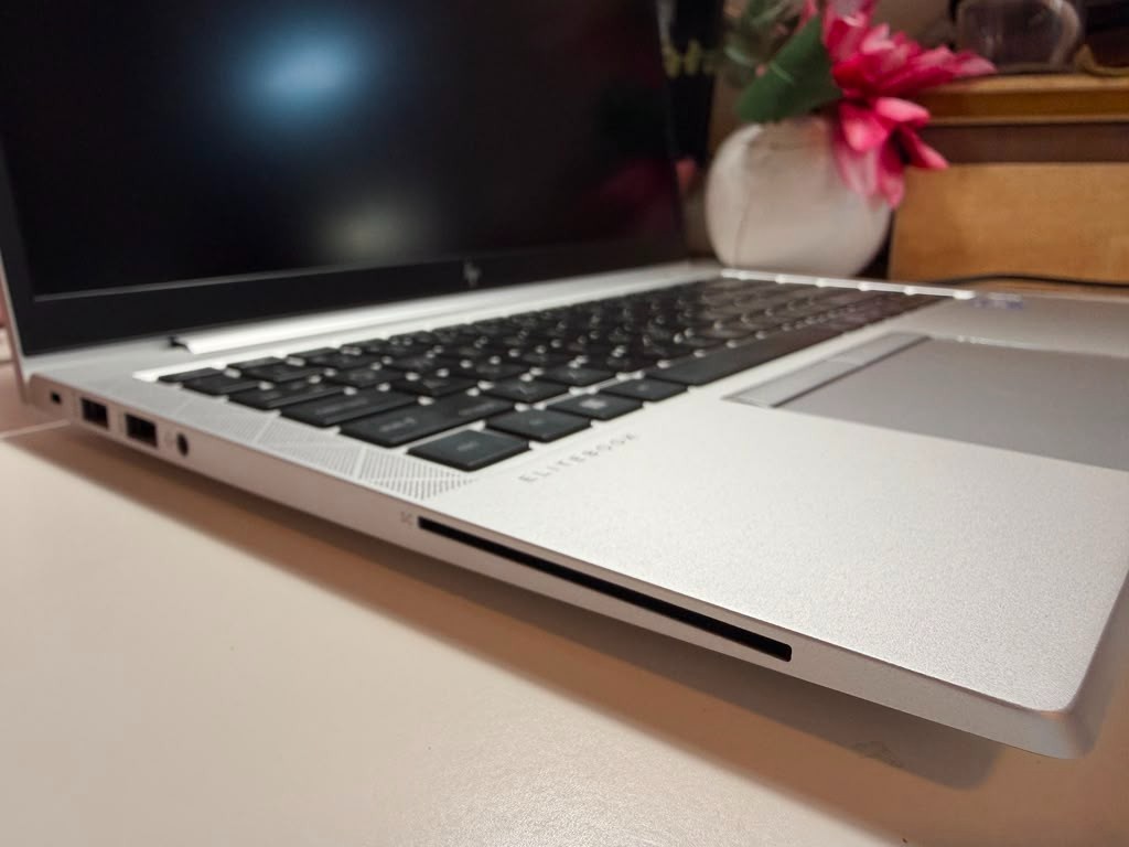 HP EliteBook 840 G8 14″ Laptop Intel i5-1145G7 16GB RAM 256GB SSD Windows 11 Pro