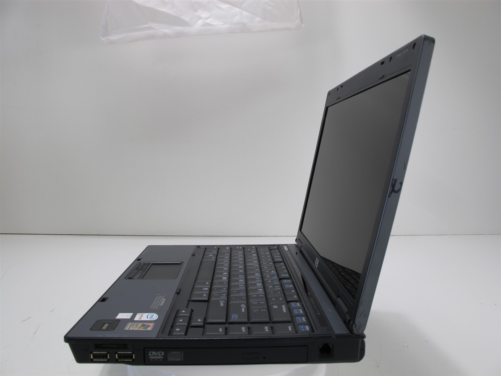HP Compaq 6510B Laptop Core 2 Duo T7100 1.8GHz No HDD Bad Display