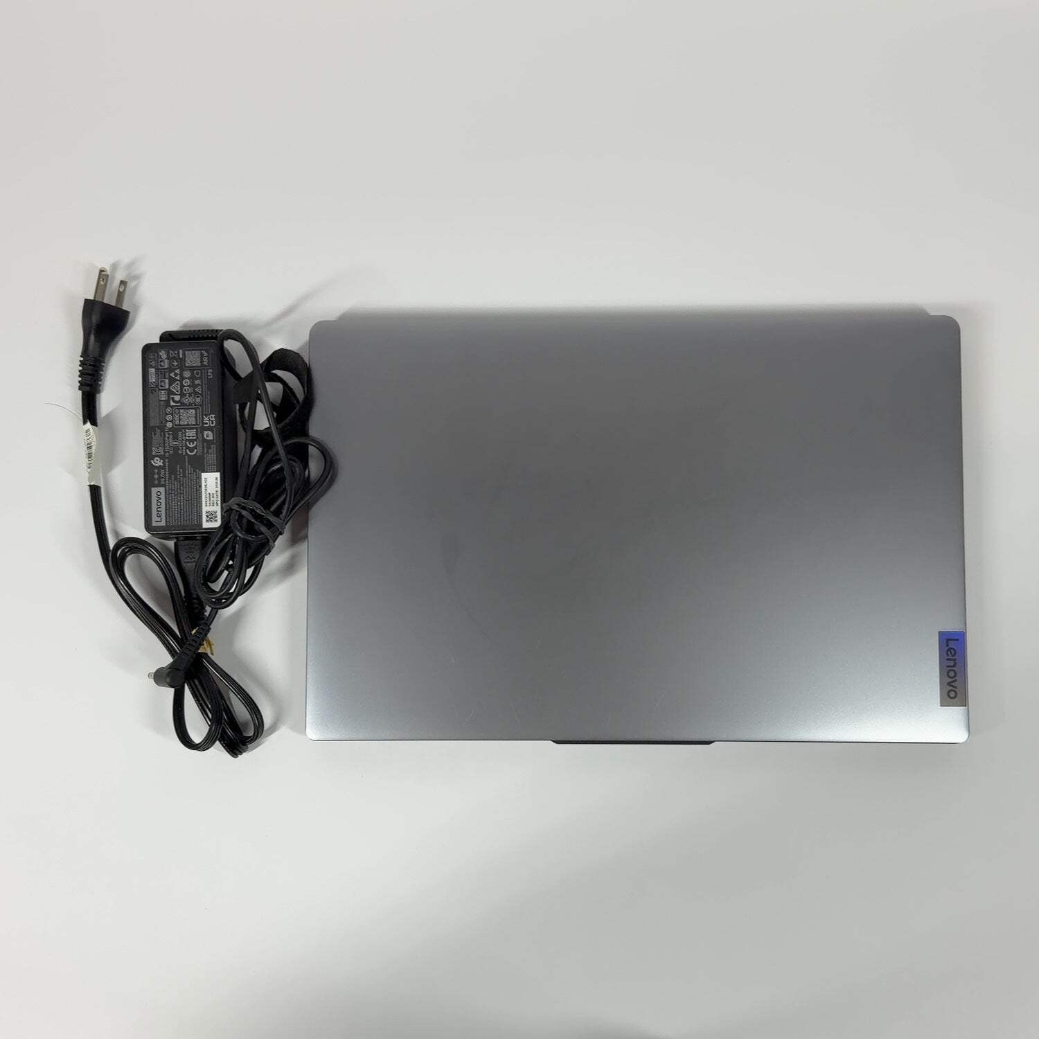 Lenovo IdeaPad Slim 3 15ITN9 15.6″ N150 .8GHz 8GB RAM 128GB SSD