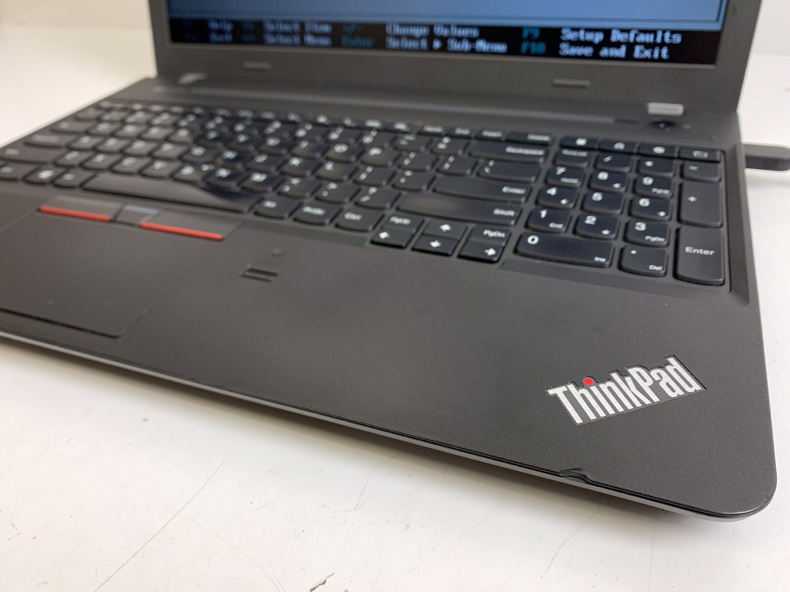 LENOVO THINKPAD E560 CORE i7-6500U @ 2.5GHz 2GB RAM 500GB HDD Windows 10 #203
