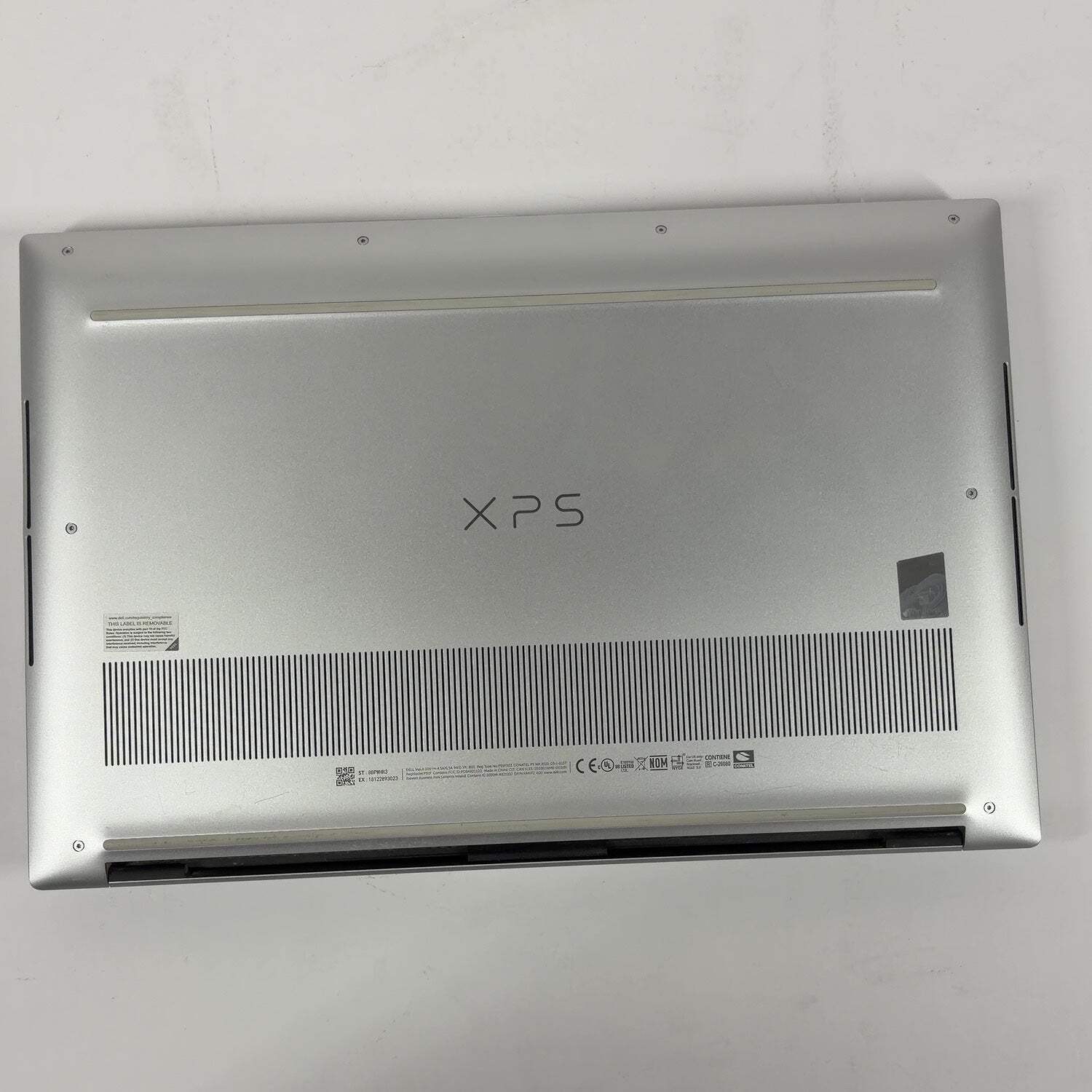 Dell XPS 9520 15.6″ i7-12700H 2.3GHz 32GB RAM 1TB SSD GeForce RTX 3050