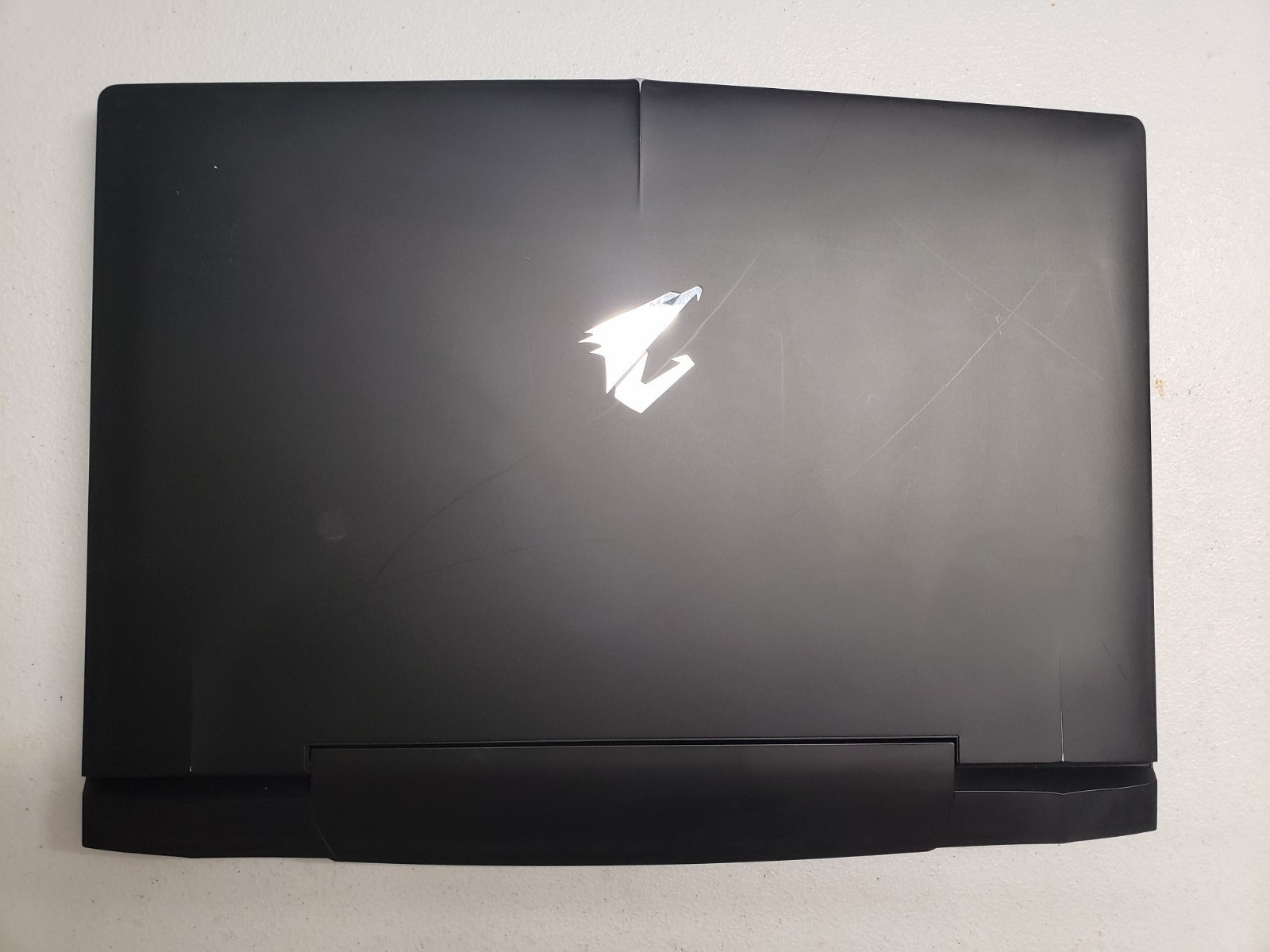 AORUS X5X7 i7-7820HK 2.90Ghz 16Gb DDR4 256Gb Nvme SSD 8GB GTX 1070 GPU 15.6″ LED