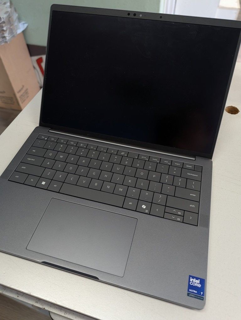 Dell Pro 14 Premium Laptop PA14250 32gb Ultra 7 268V Win11 Pro