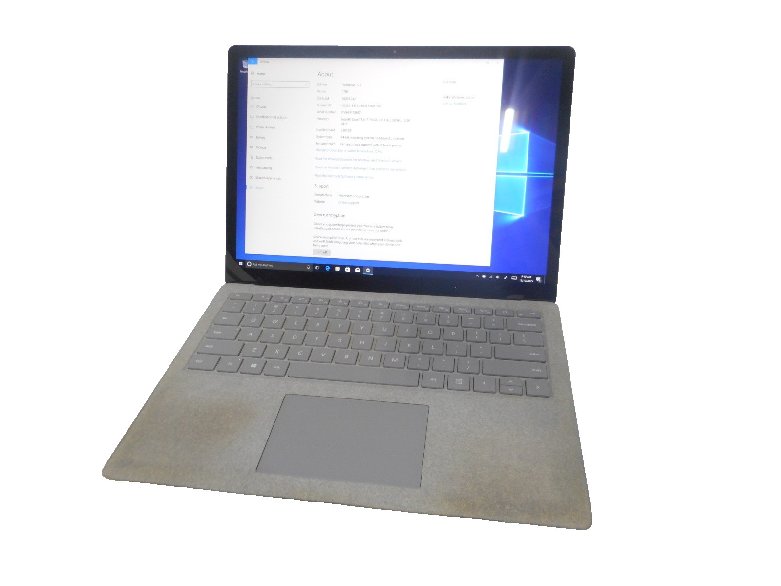 Microsoft Surface Laptop 1769 i7-7660U 2.50GHz 8GB RAM 256GB SSD win 10 pro
