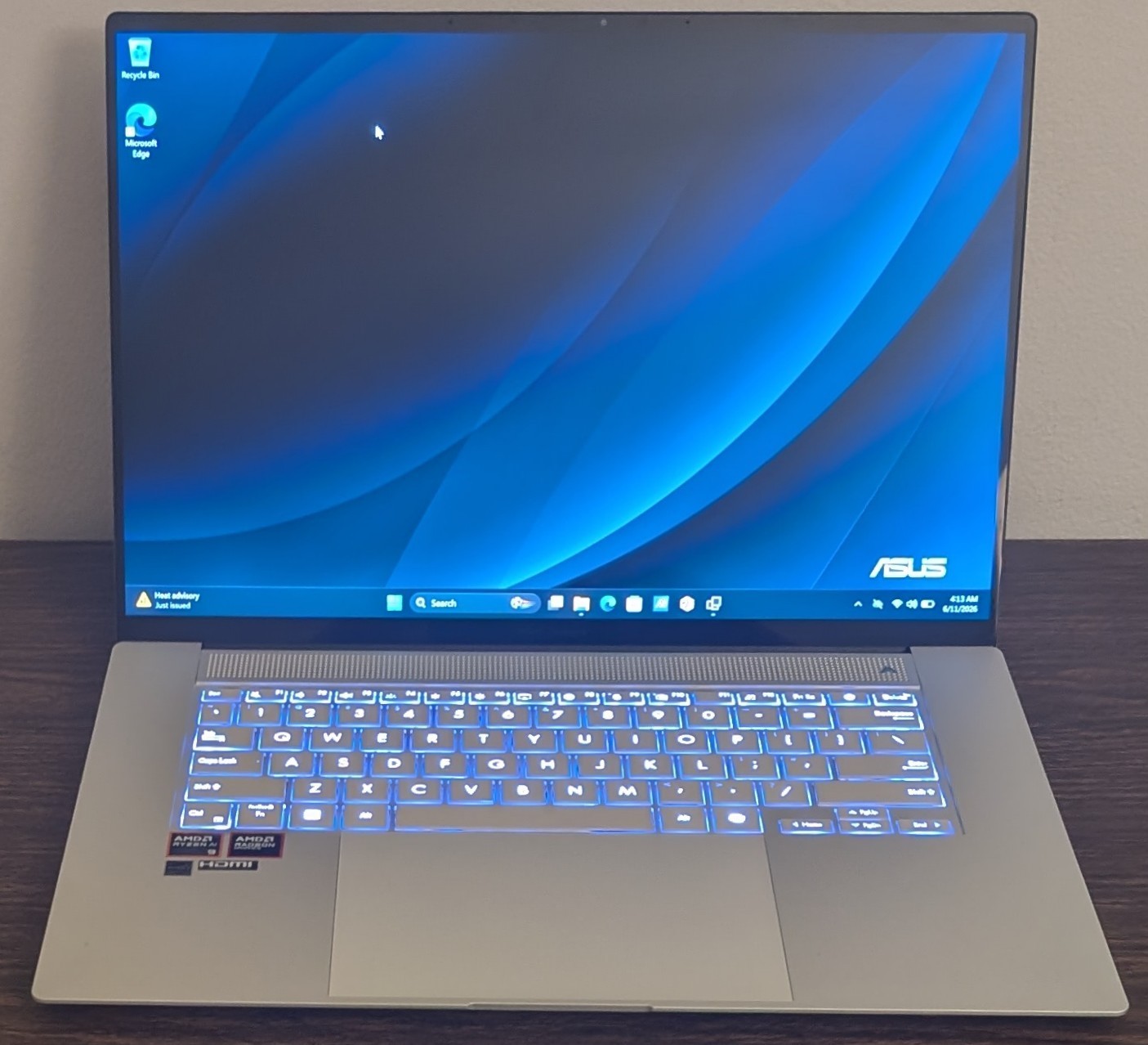 ASUS Zenbook S 16 3K 120Hz OLED Touch (Ryzen AI 9 365, 24GB RAM, 1TB SSD) White