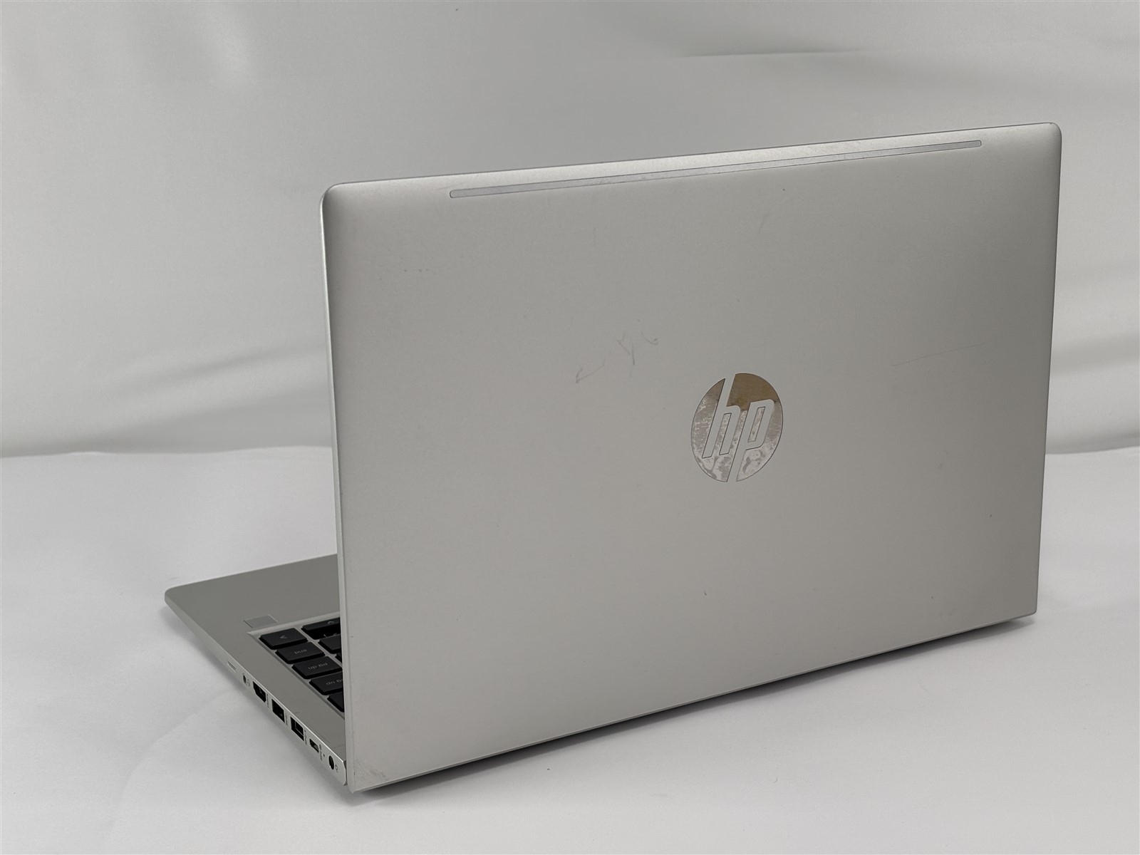 HP ProBook 445 G9 Ryzen 5 5625U 16GB 512GB NVMe SSD 14″ Windows 11 Home