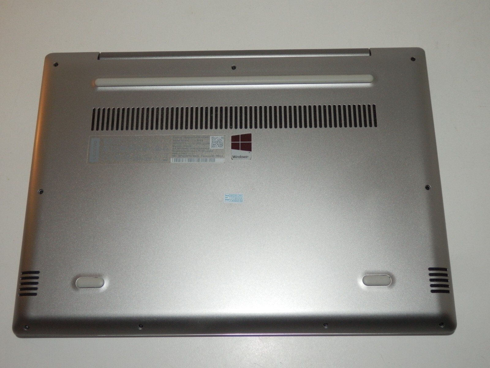 Lenovo IdeaPad 320S-14IKB, Intel Core i5-7200U, 8GB Ram, 256GB SSD 14″ inch FHD