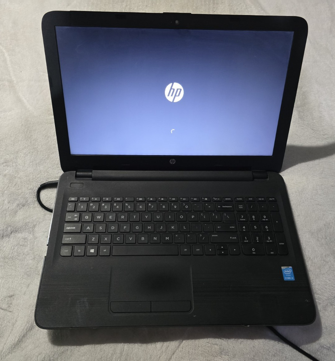 HP 250 G5 Laptop Computer 3165NGW Black Core i3 with Charger Built-in Webcam