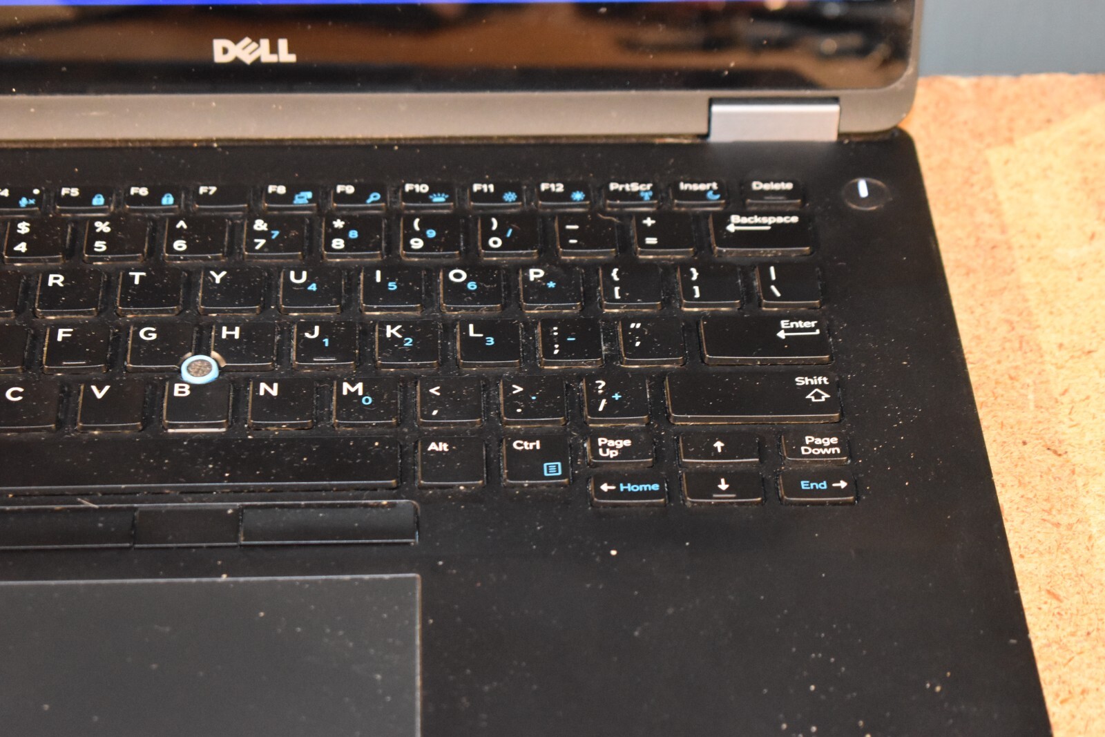 Dell Latitude E7470 Core i5-6300U 512GB SSD Windows 7 Pro 32-bit QHD Touchscreen