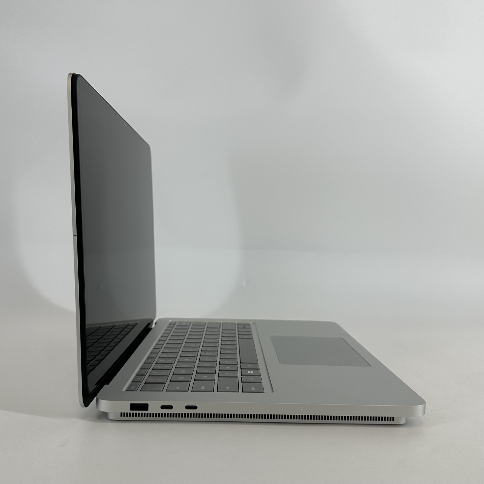 Microsoft Surface Laptop Studio 2 14 2K TOUCH i7-13700H 32GB 1TB RTX 2000 Ada