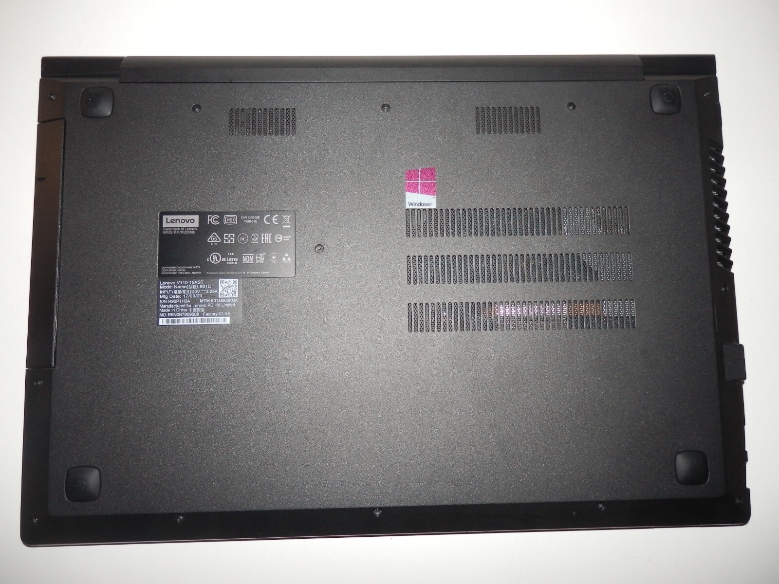 Lenovo V110-15AST, AMD A9-9410, 4GB Ram, 500GB HDD, 15.6″ inch HD, AMD Radeon R5