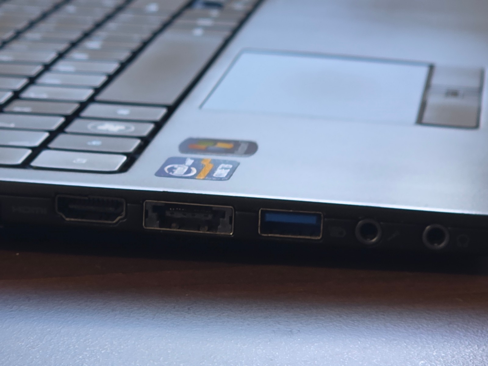 14″ ACER TRAVELMATE 8481 CORE i3-2367M 8GB 240GB SSD HDMI WIN11