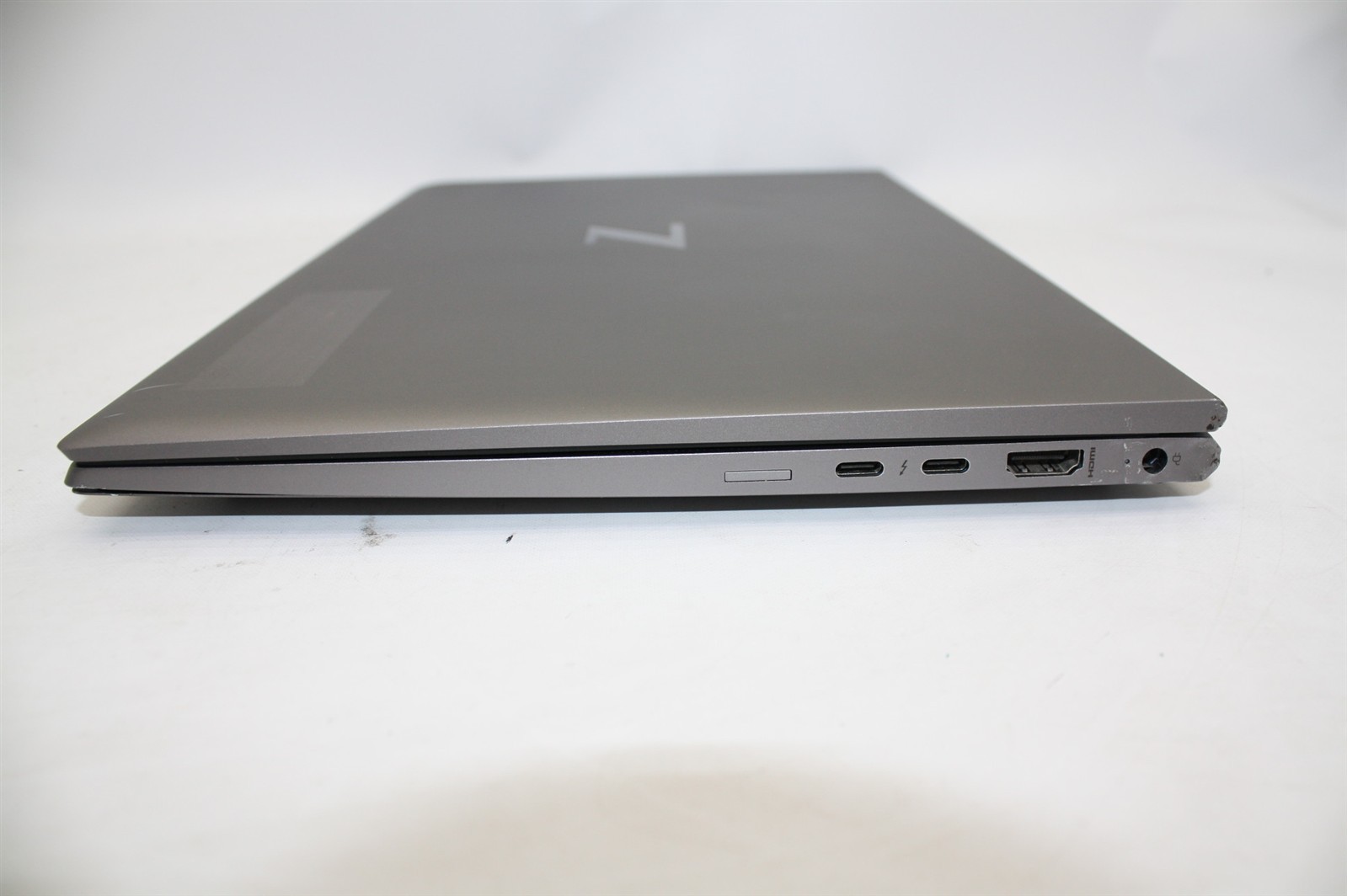 14″HP ZBook Firefly G8 Laptop i5-1145G7 2.60GHz RAM 16GB NVMe 256GB/Charger inc