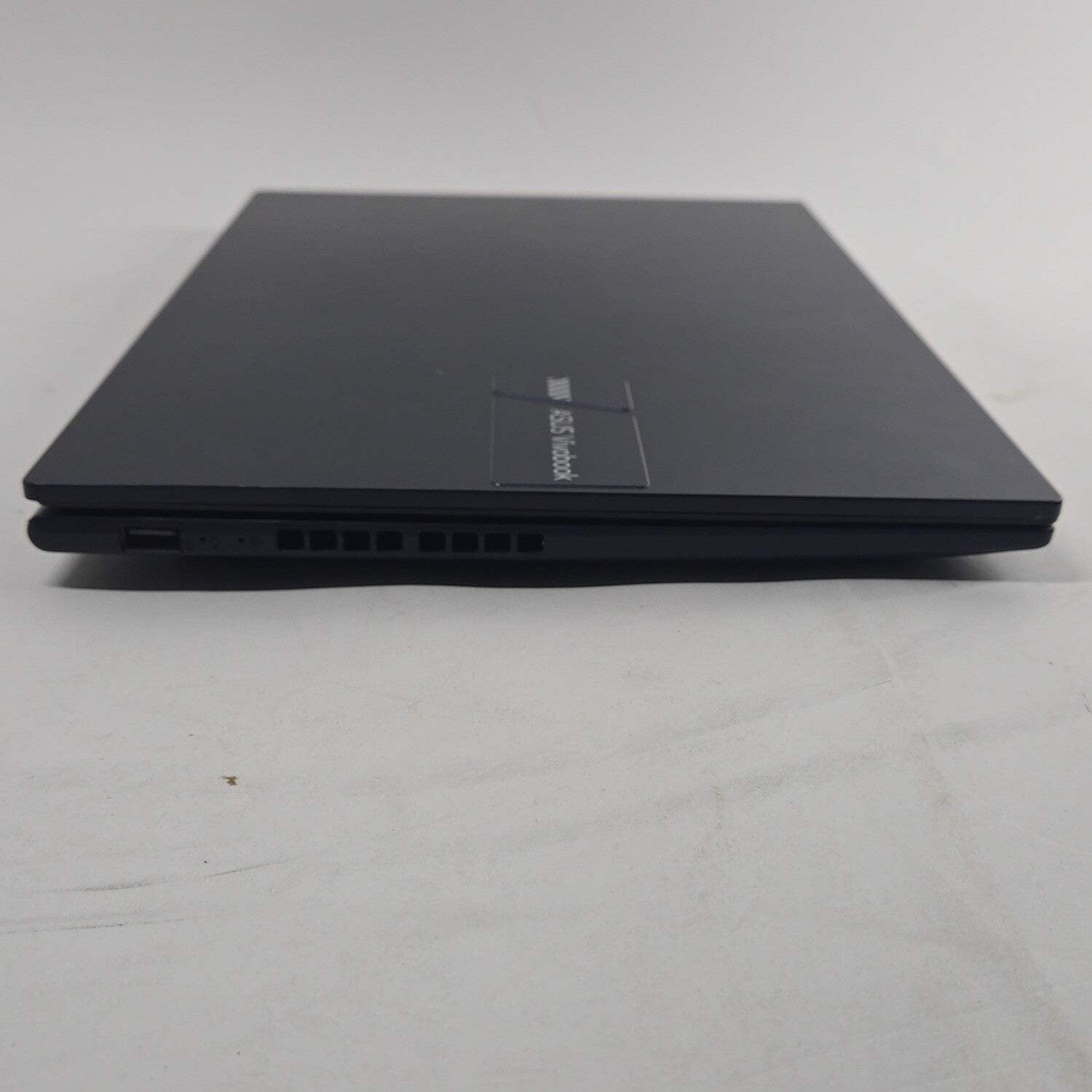 Asus Vivobook 15 M1502YA 15.3″ Ryzen 5 7530U 2.0GHz 8GB RAM 512GB SSD